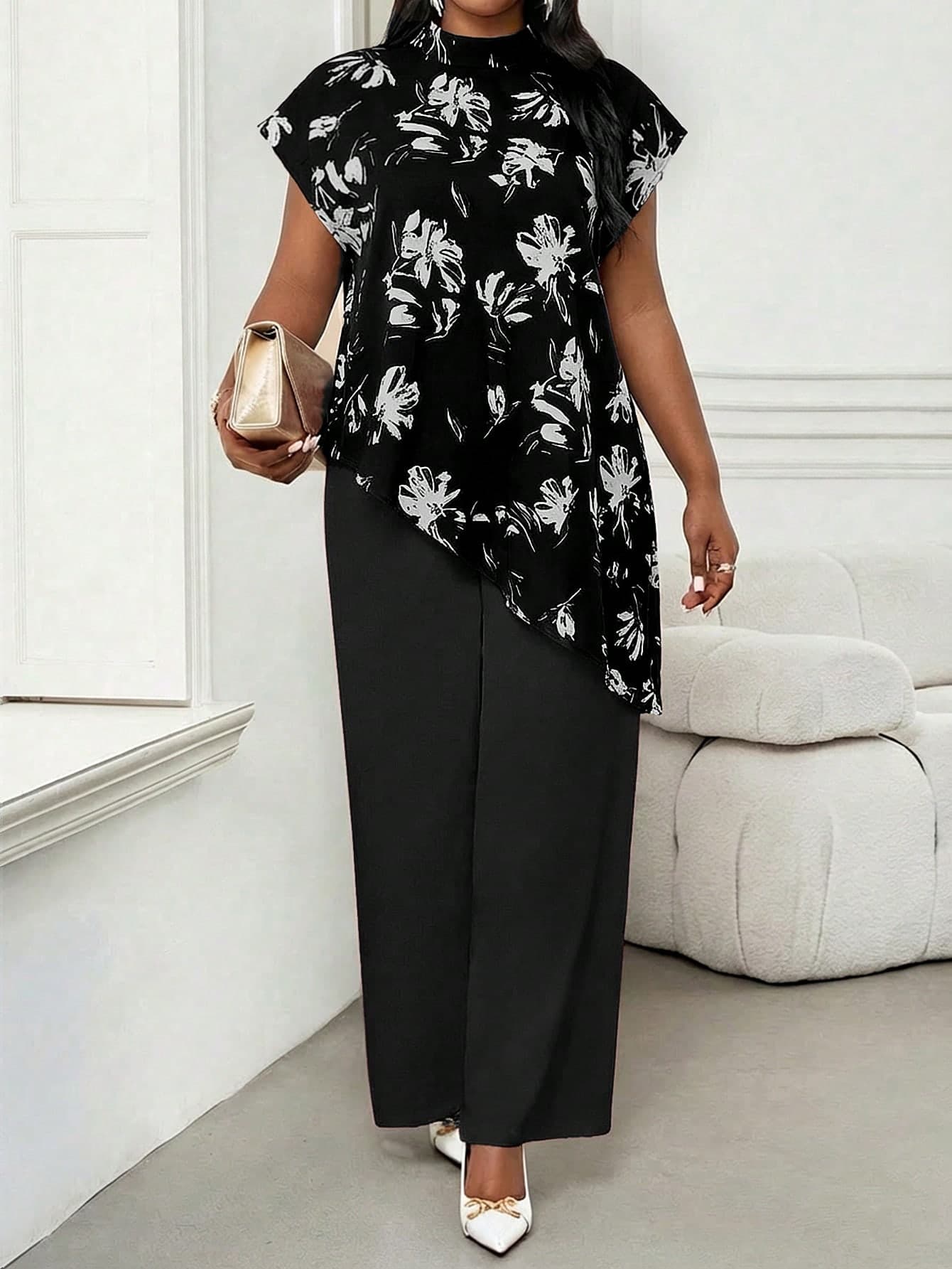 SHEIN Lady Plus Size Women's Fashion Black And White Floral Print Asymmetrical Hem Top , Elegant Formal Party Summer