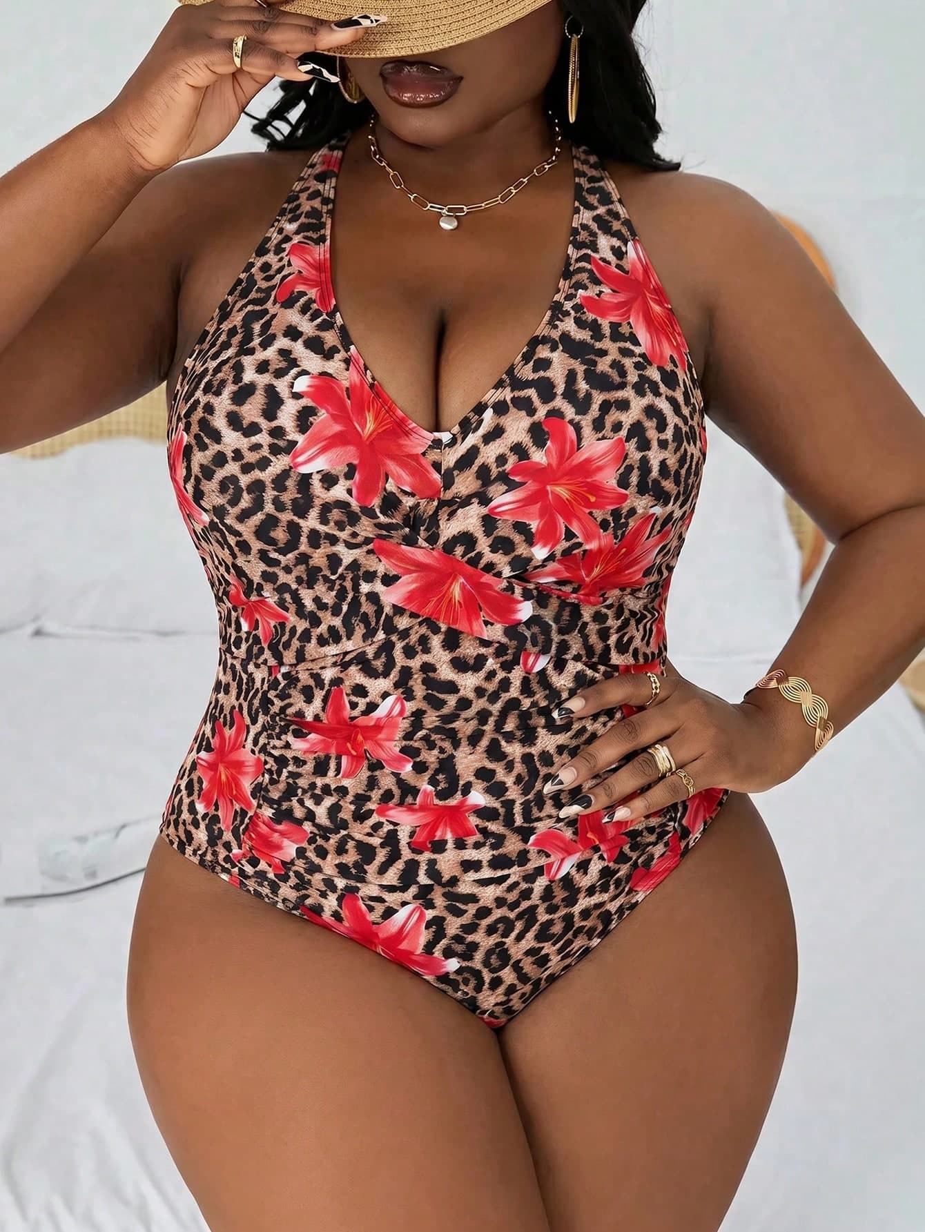 Slaydiva Plus Size Leopard Print Floral One-Piece Swimsuit