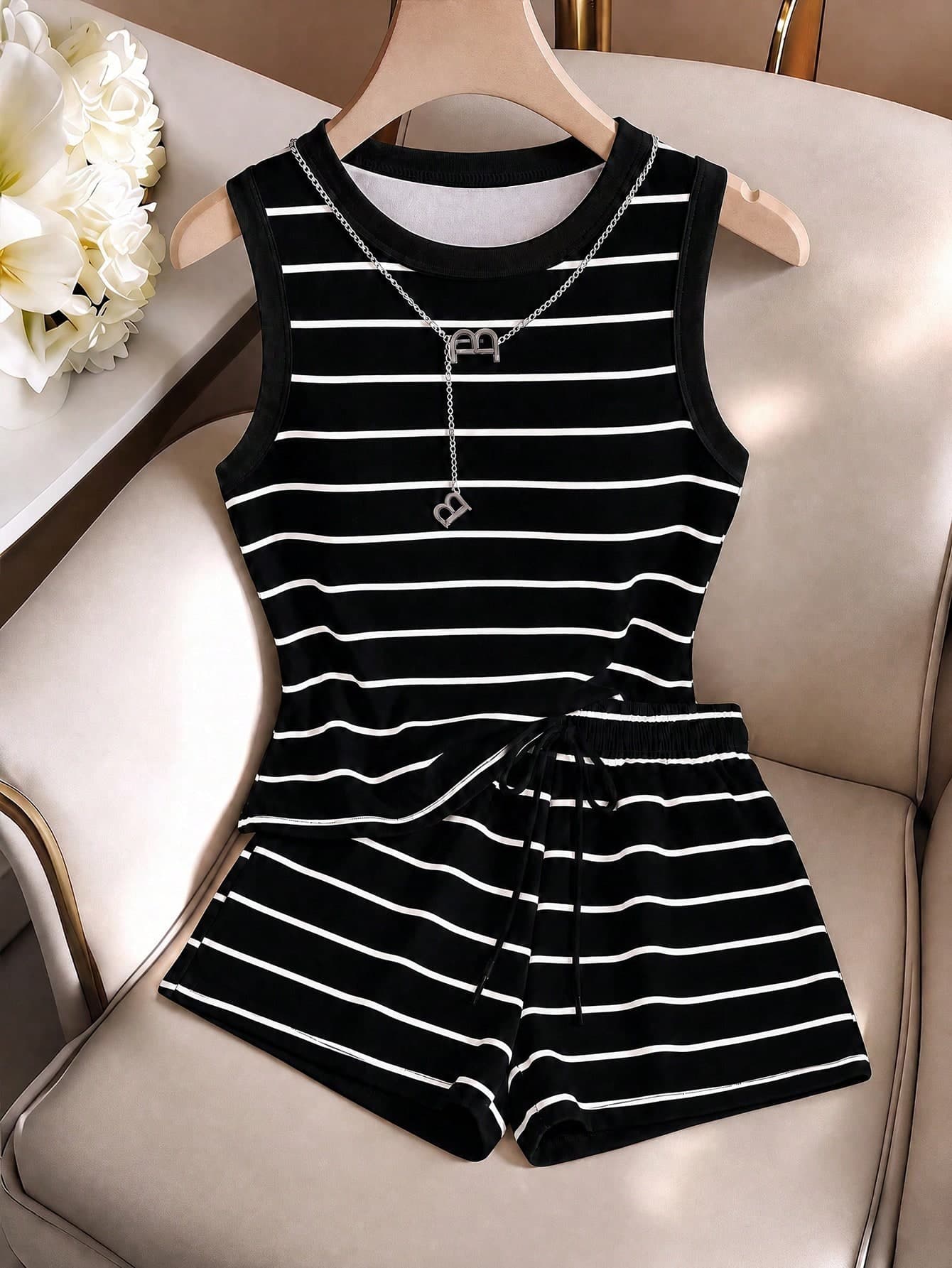 GlowEve Women's Striped Contrast Color Round Neck Tank Top And Drawstring Waist Casual Shorts 2 Pieces Set