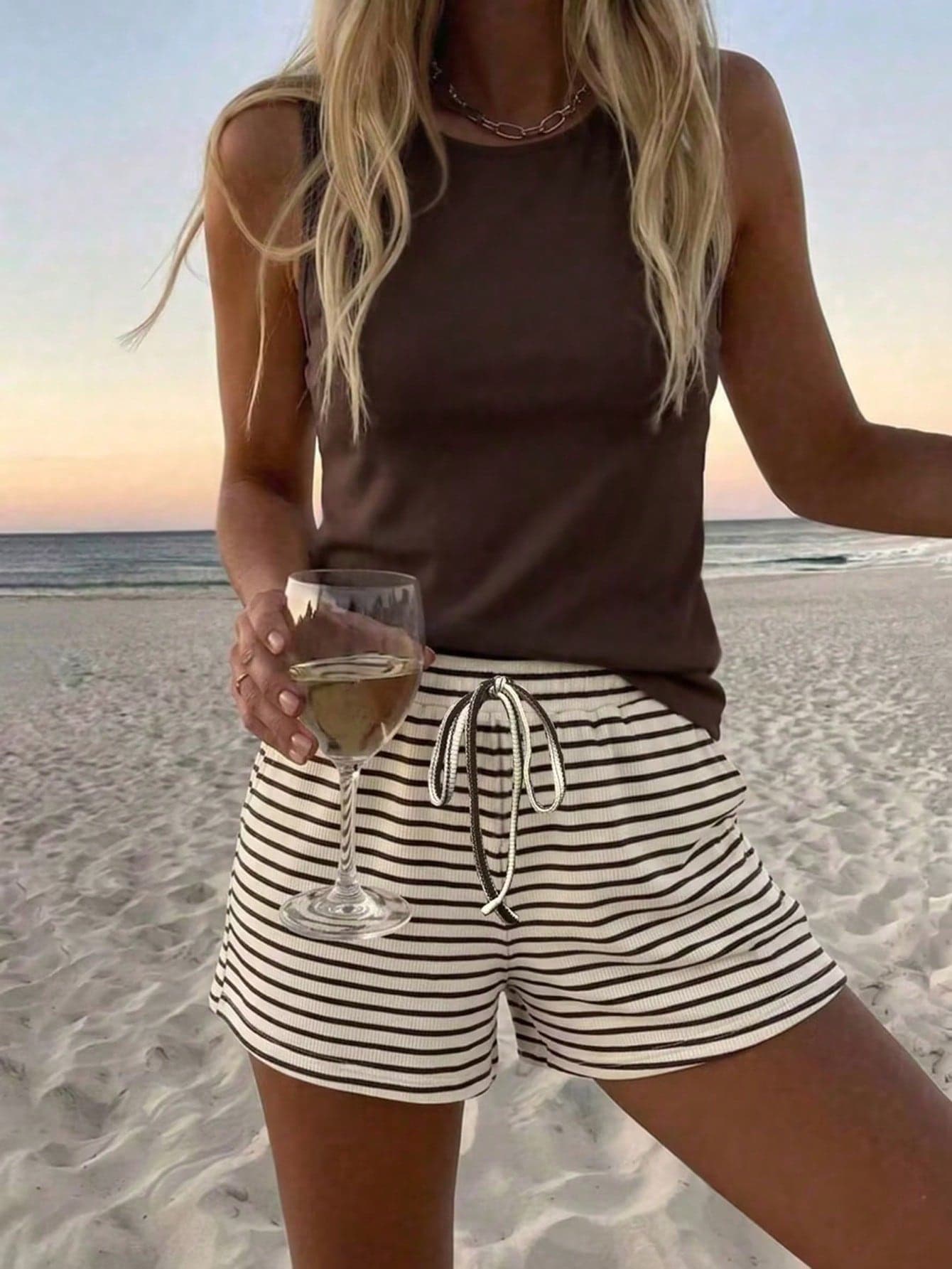 SHEIN LUNE Women's Casual Brown Striped 2 Pieces Set,Sleeveless Tank Top & Shorts,Summer Beach Holiday Outfits,Comfortable Matching Sets,Vacation Outfits Women
