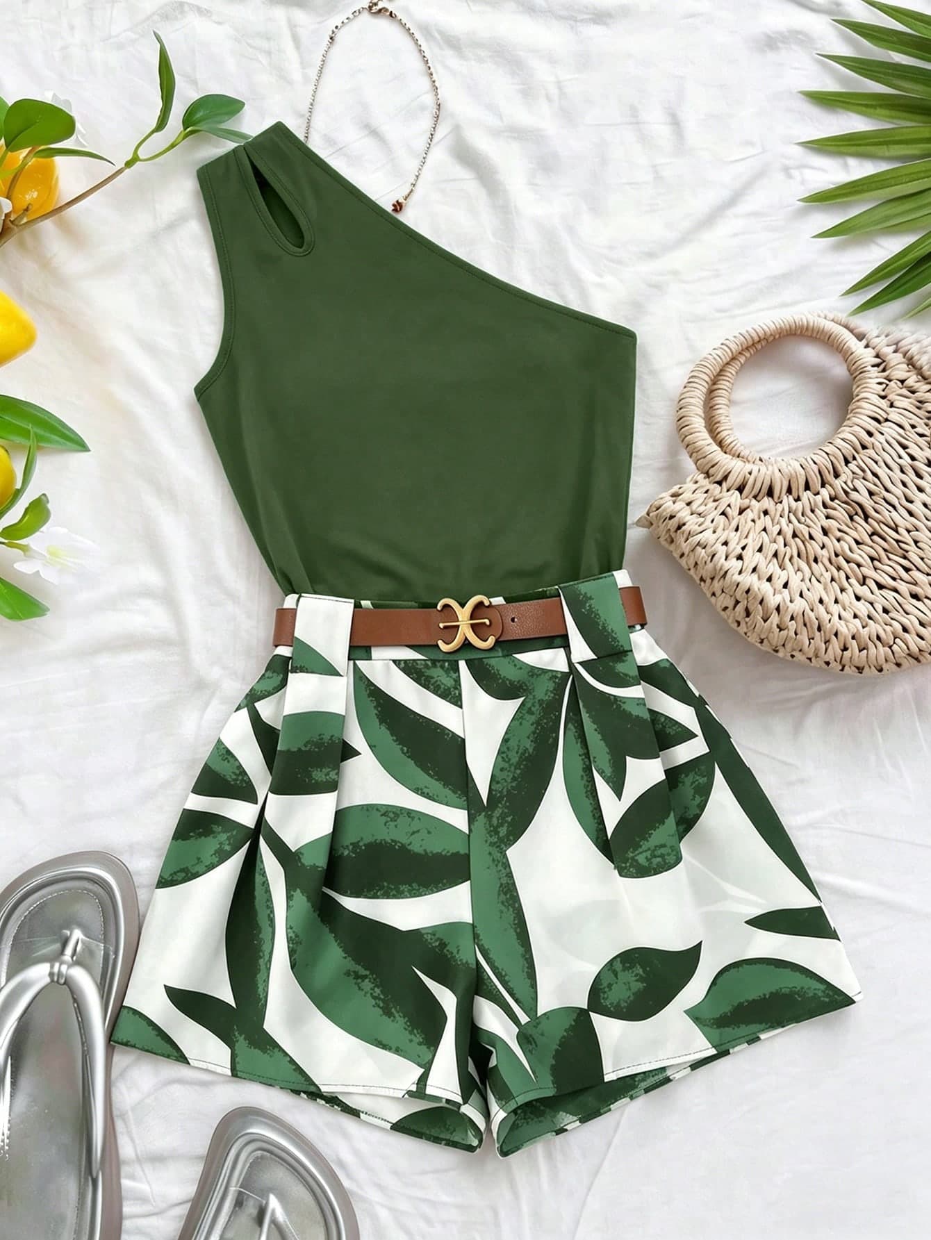 Roelina Women's Green Floral Summer Casual Holiday Vacation Holiday 2-Piece Set,Elegant Asymmetric Shoulder Ruched Hollow-Out Sleeveless Fitted Shorts
