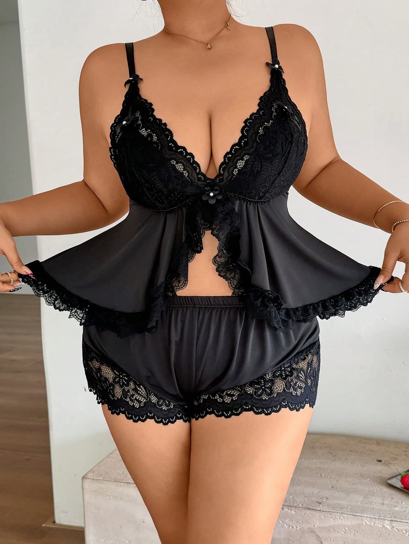 Napfluff CURVE Napfluff CURVE Plus Size Sexy V-Neck Lace Patchwork Asymmetrical Hem Camisole And Shorts Pajama Set