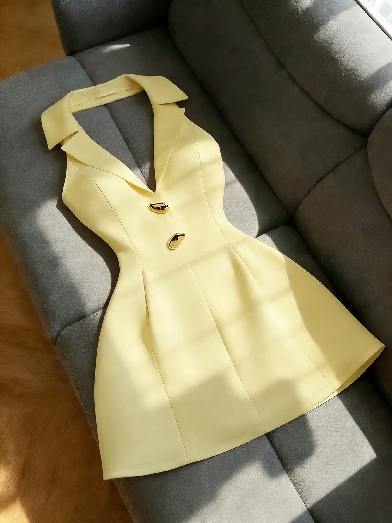 Franclia Women's Elegant Halter Neck Dress,Golden Yellow Summer Tropical Cocktail Blazer Collar Metal Decor Waist Cinching Short Minimalist Slouchy Dress