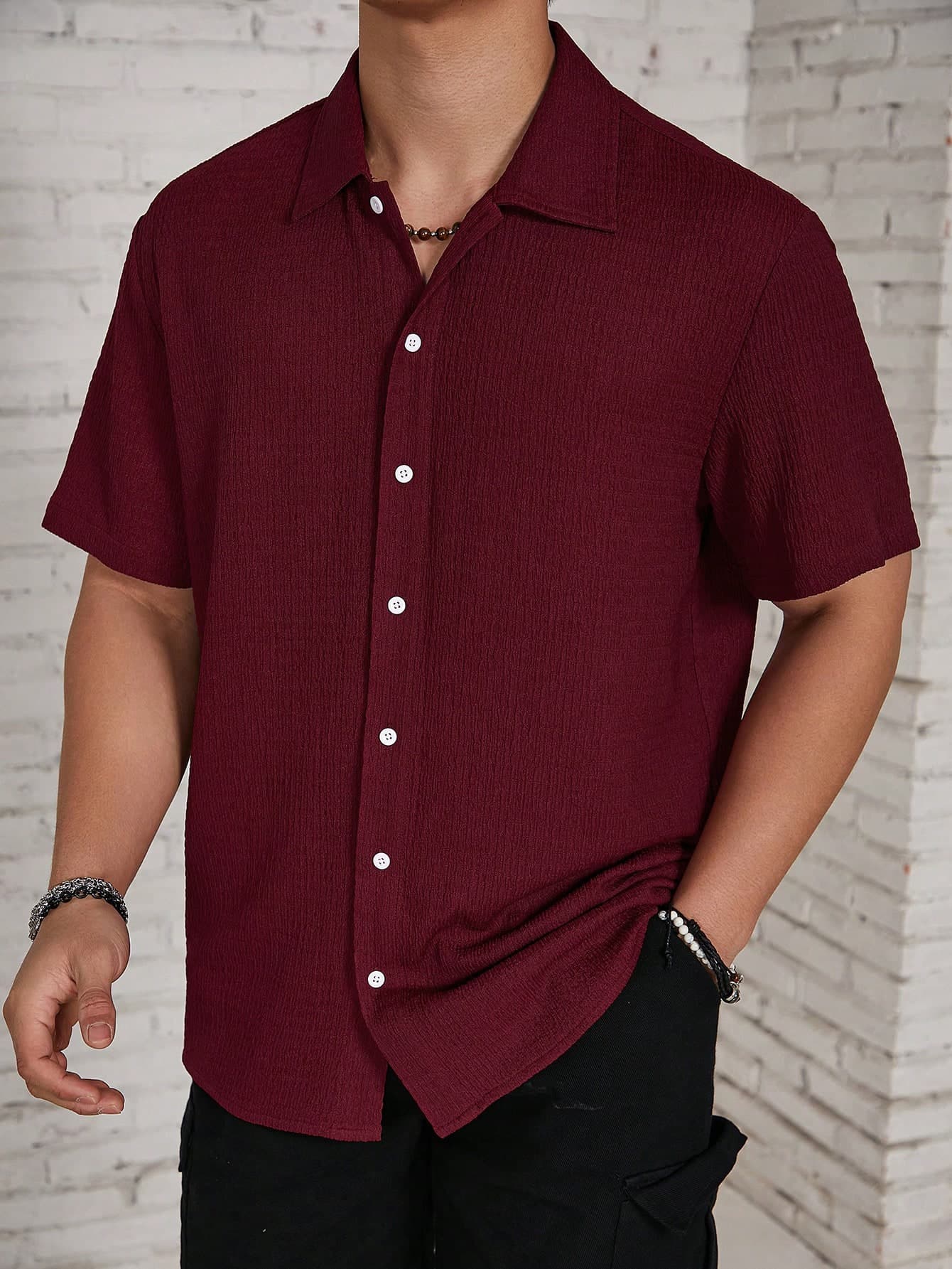 Manfinity Homme Men's Burgundy Summer Casual Vacation Shirt Set,Knit Pleated Textured Jacquard Short Sleeve Loose Fit Button Front Top For Resort Music Festival