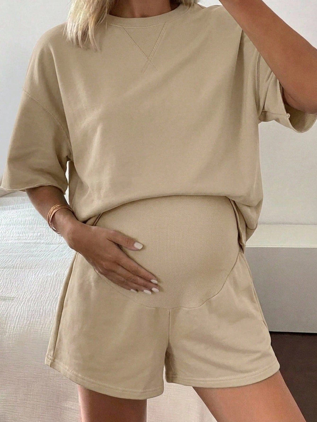 Dazy Maternity Round Neck Loose Short Sleeve Top Elastic Waist Shorts Casual Sports Set Maternity 2pcs Summer