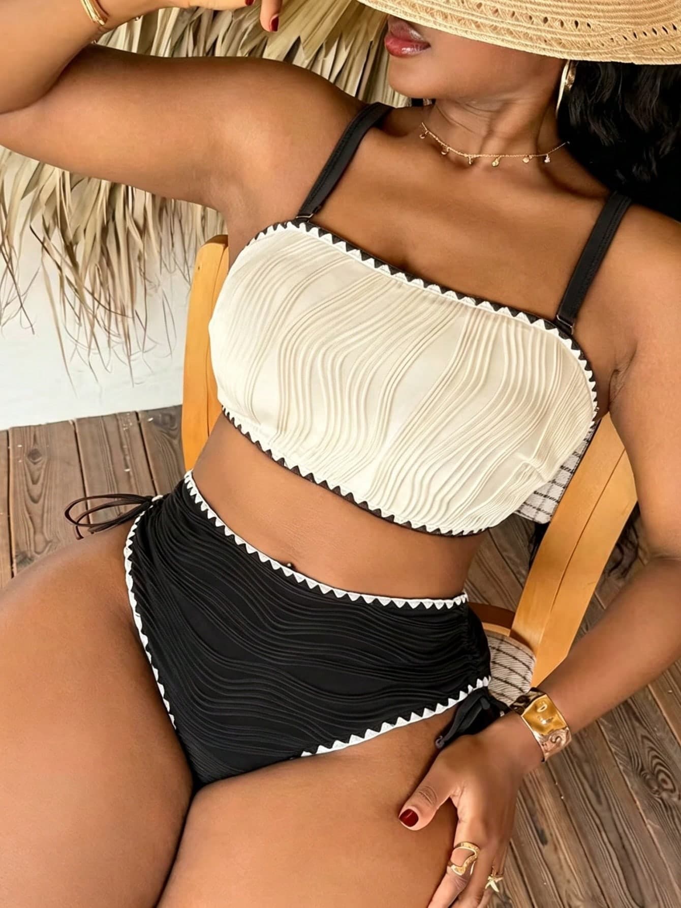 Slaydiva Women's Plus Size 2-Piece Bikini Swimsuit, Sexy Bandeau Top With Detachable Straps, Special Fabric With Lace And Unique Craftsmanship, Beach Vacation Party Swimwear