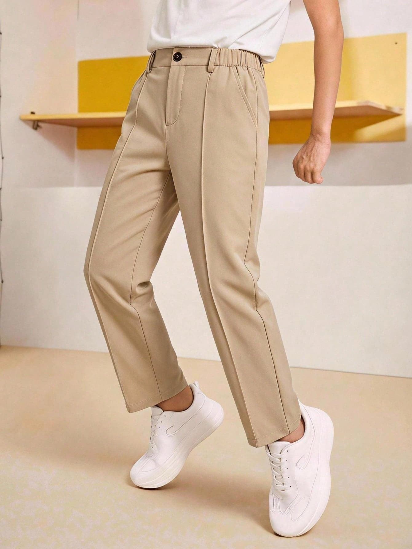 SHEIN Mirajuku Tween Boy Solid Color Pleated Casual Tapered Pants Suitable For School And Party Occasions
