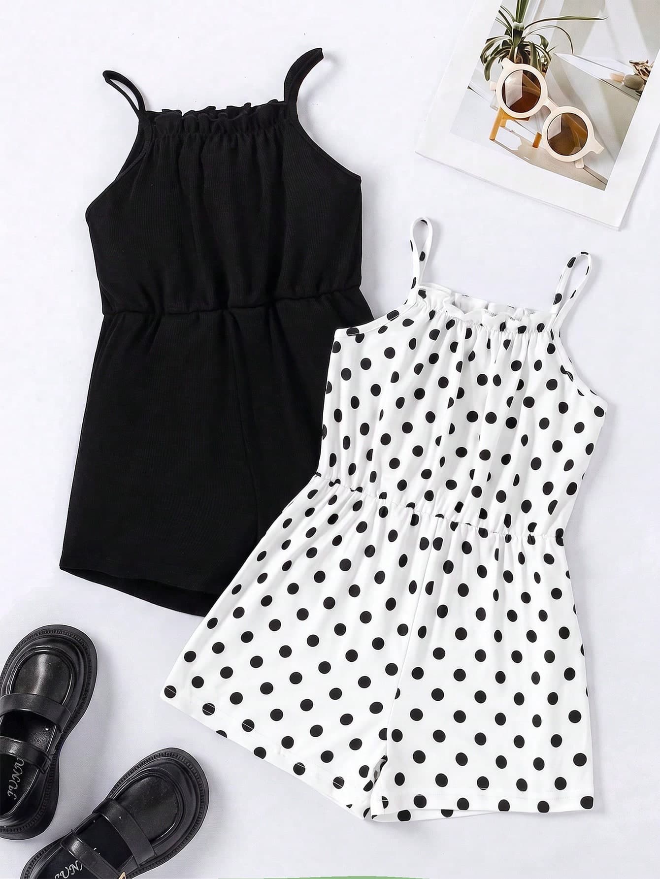 SHEIN Elladie kids 2 Styles Children's Spaghetti Strap Romper, Same Fit. White With Black Polka Dots, Classic Color Scheme, Lively And Timeless. Pure Black Vertical Stripe Fabric, Unique Texture. Slim Spaghetti Strap Design, Clean And Elegant. Shorts Style For Unrestricted Movement, Versatile And Stylish For Daily Outings.