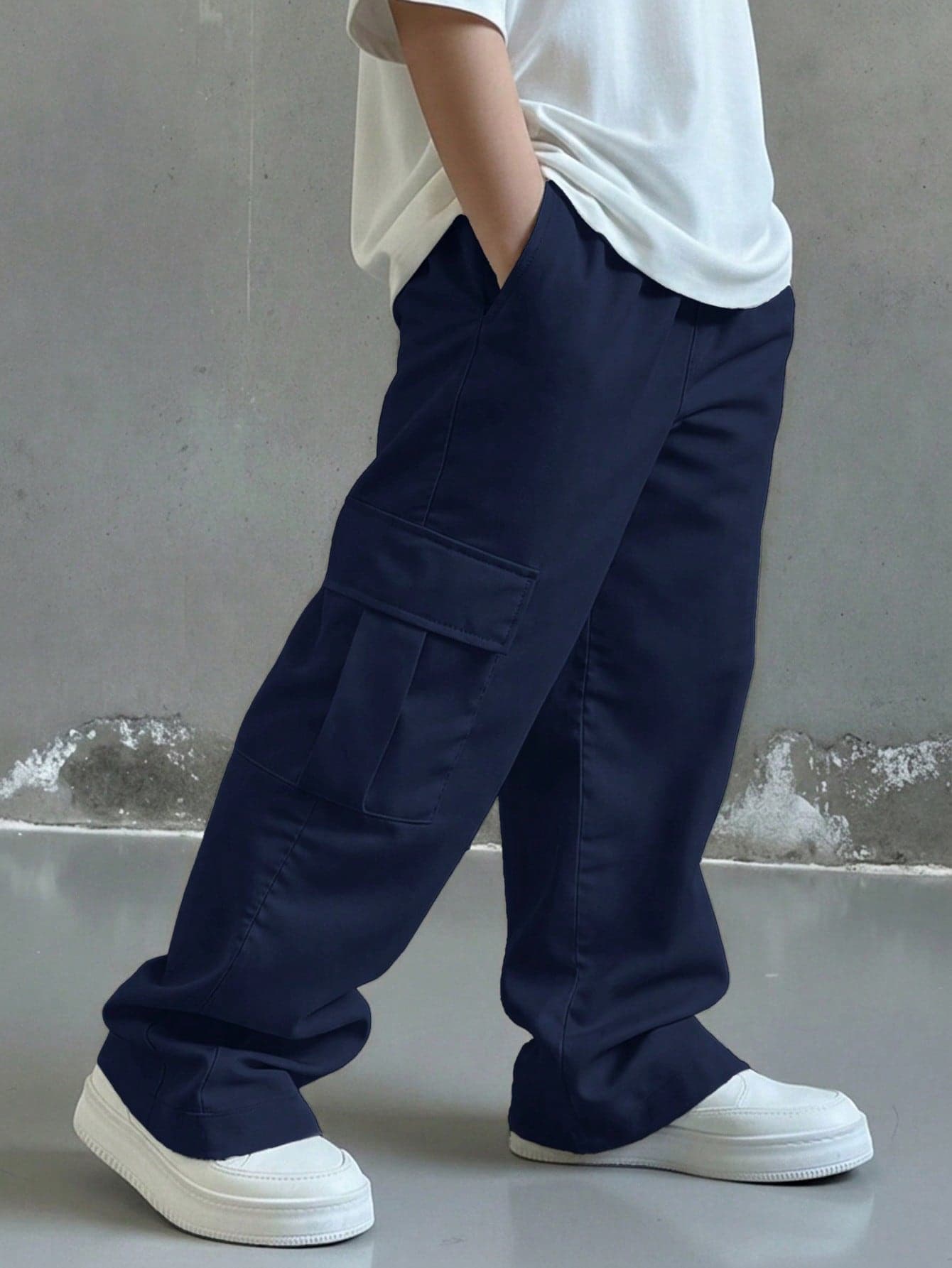 SHEIN Little Byeori Kids Tween Boy Casual Daily Comfortable Cargo Straight Leg Loose Fit Pants, Deep Royal Blue Cargo Pants, New Year, Six Seven, Suitable For Outings, Dates, School, Spring, Summer, Fall, Winter
