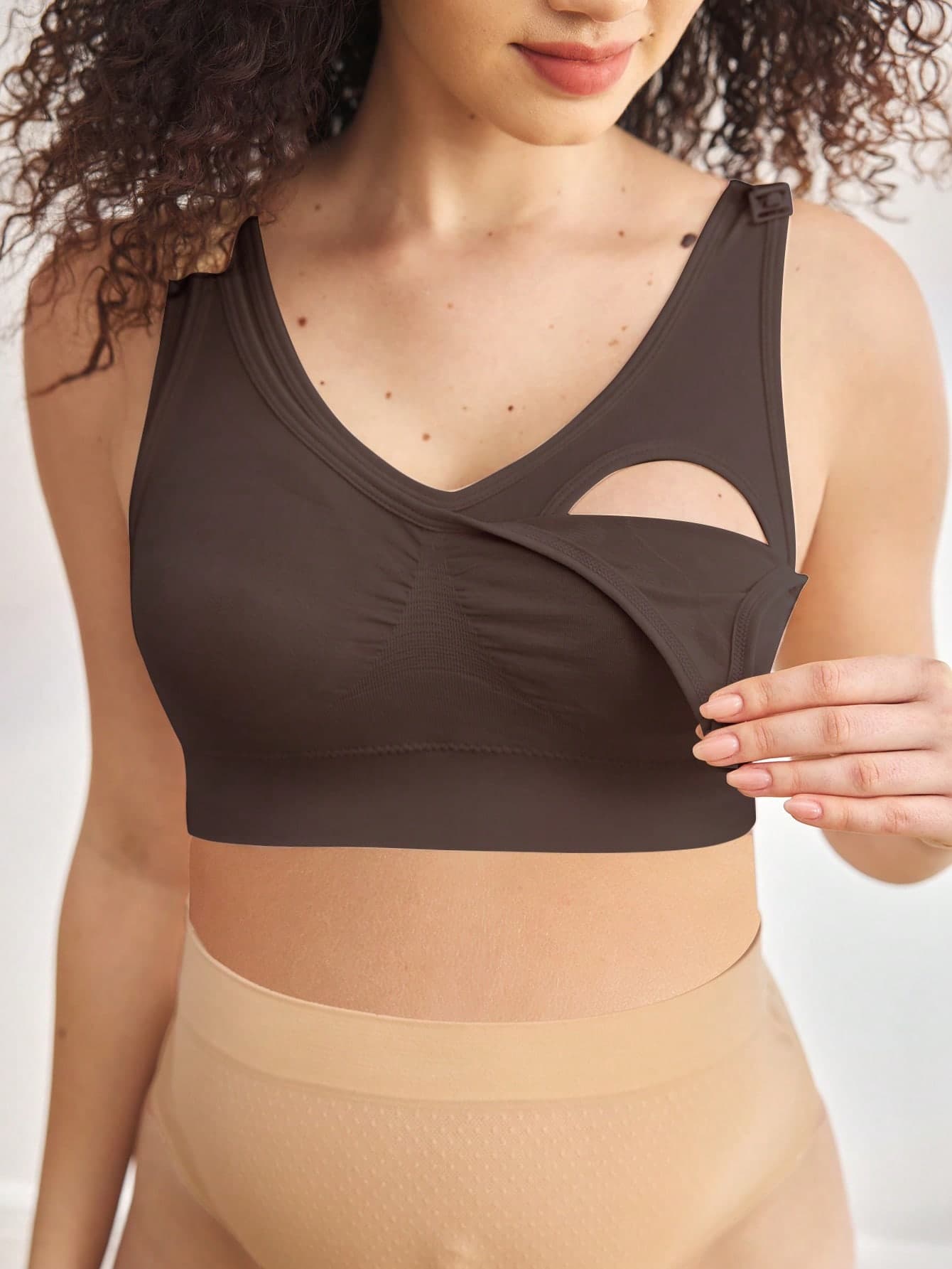 Moonlight&Mama 2026 Seamless Bestselling Women's Minimalist Solid Color Comfortable High-Quality High-Cost Performance Portable Maternity Bra, 1pc