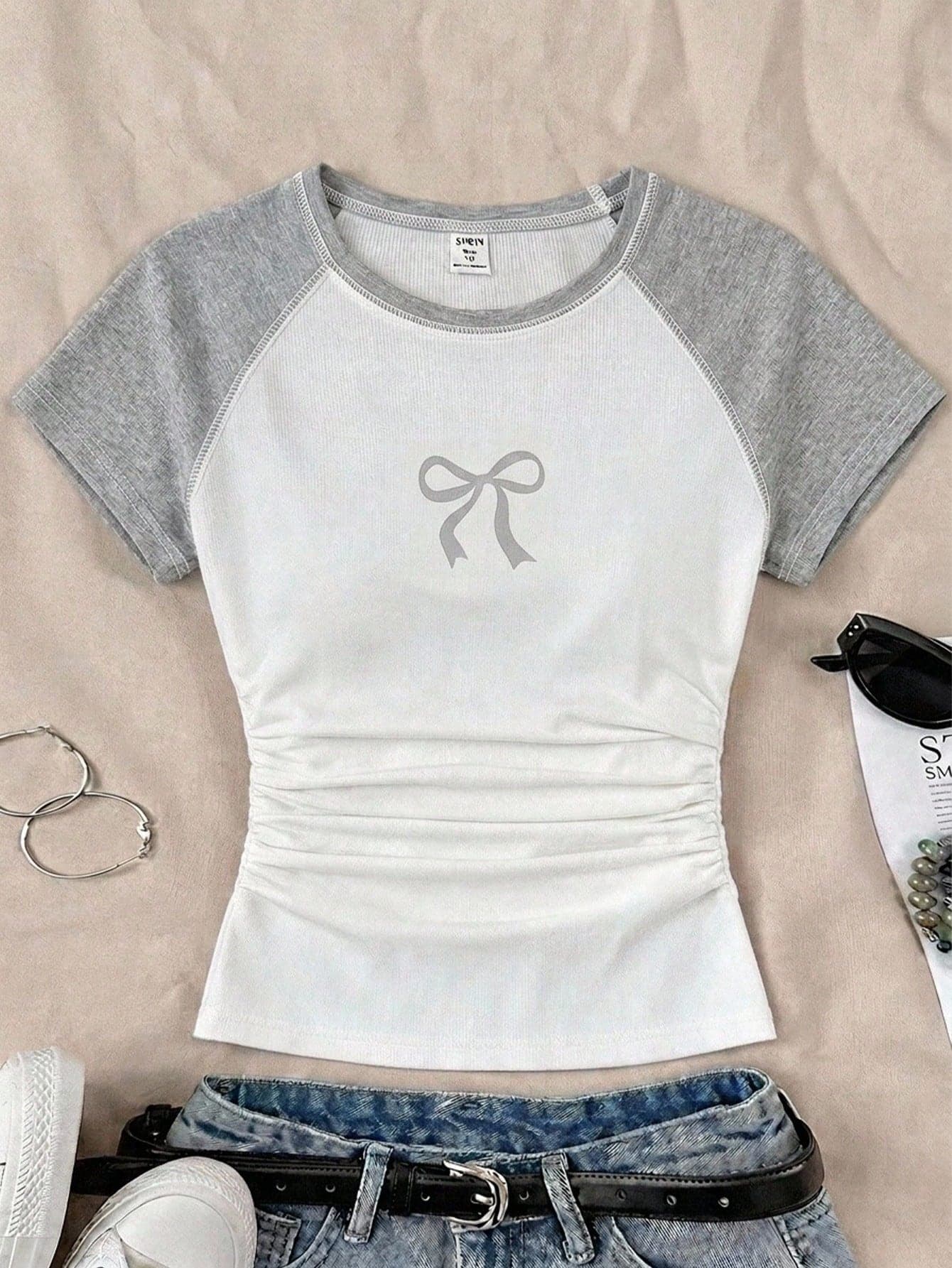 SHEIN Teen Girls' Spring & Summer Blue & White Knit Round Neck Raglan Sleeve Contrast Color Bow Tie Waist Ruched Casual Street Minimalist T-Shirt