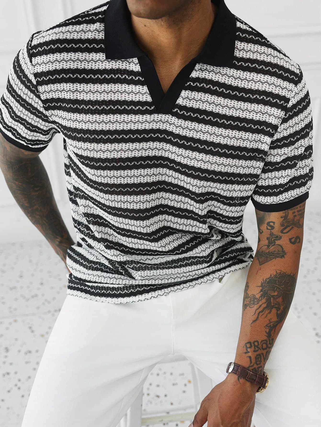 HUEFORM Men's Old Money Striped Colorblock Casual Versatile Commute Travel Short Sleeve Polo Shirt,The Color-Blocked V-Neck Is More Visually Appealing.