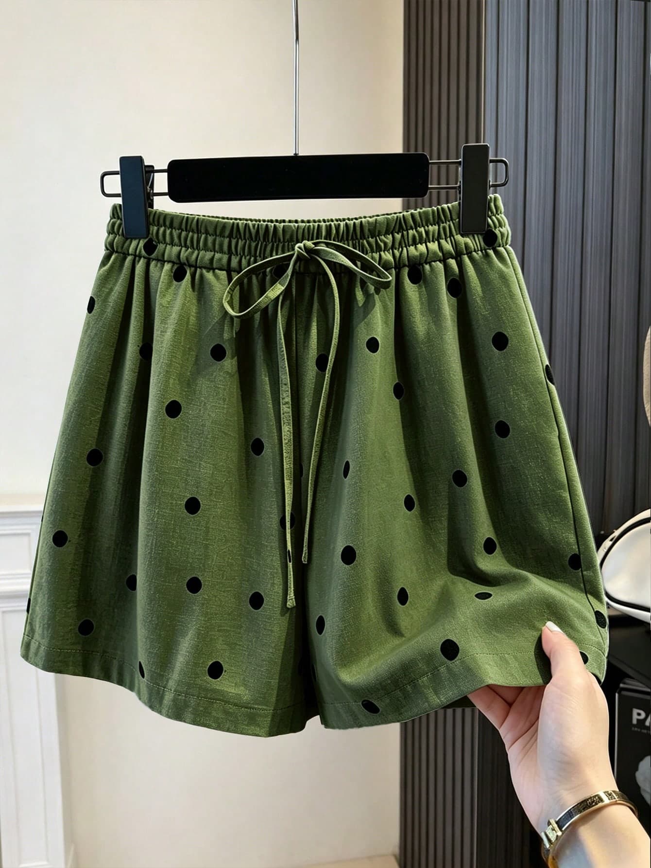 GlowEve CURVE Plus Size Women's Polka Dot Loose Casual Cute Woven Daily Sweet Beach Date Night Lazy Relaxed Vintage Korean Style Commute Shorts Green Summer