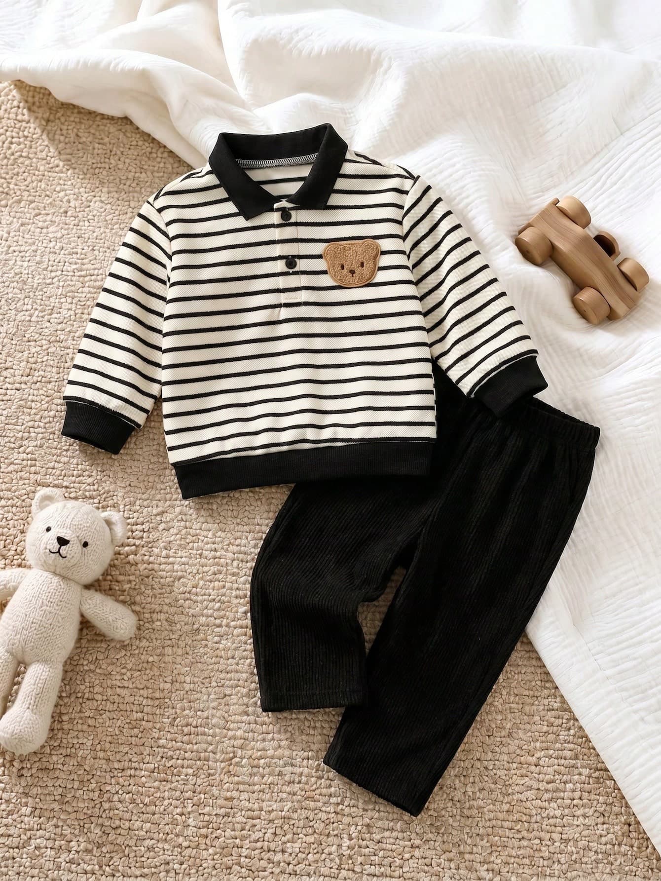 SHEIN 2pcs/Set Baby Boy Girl Cute Autumn Black & White Striped Knit Polo Sweatshirt,Black Corduroy Pants,Black And White Checkered Outfit,Family Matching