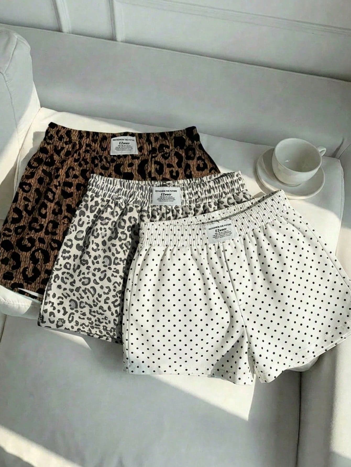 SHEIN EZwear 3pcs Women Casual Camouflage Print Shorts Set, Woven Fabric, Comfortable Daily Wear