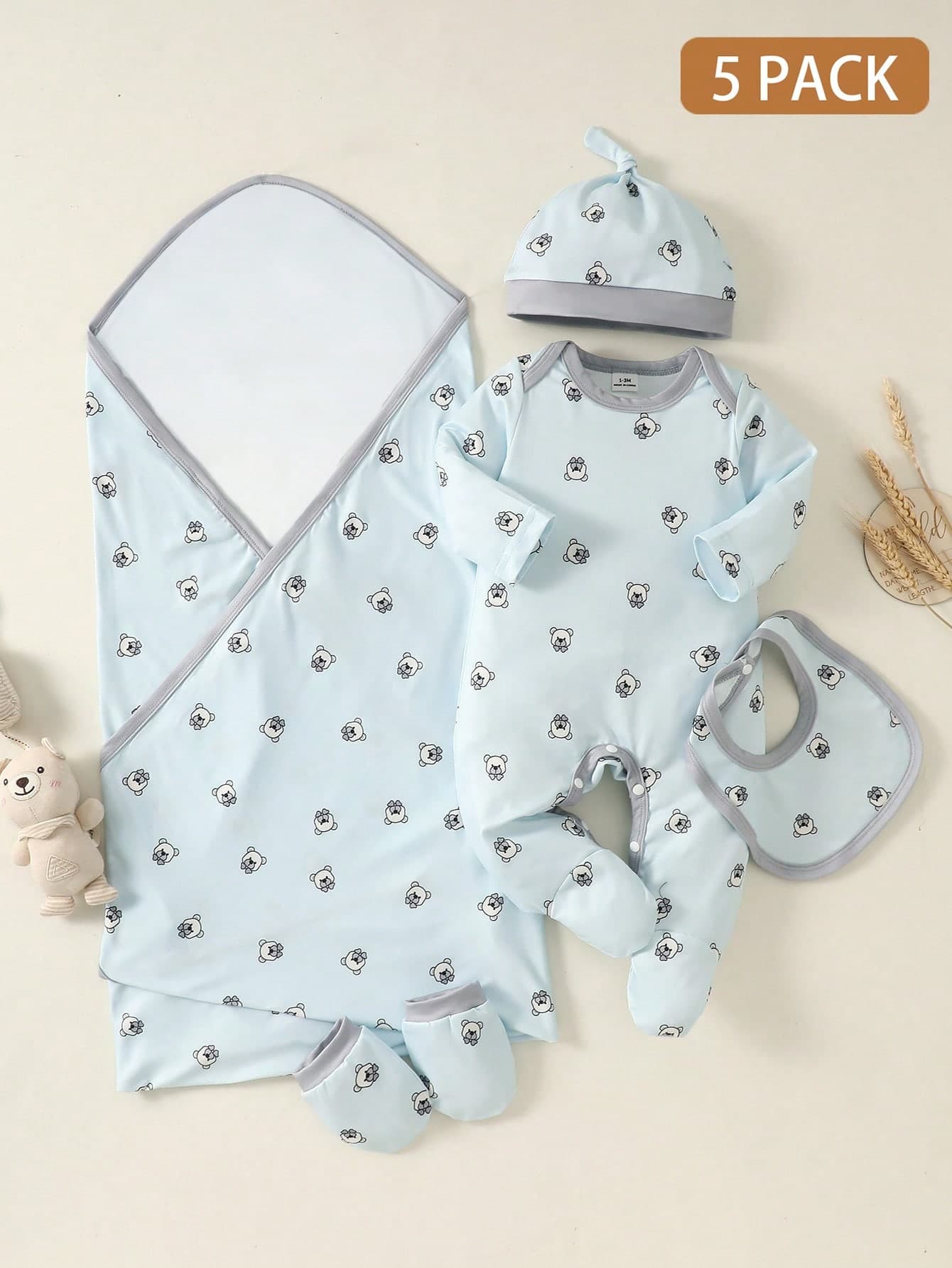 SHEIN 5pcs/Set Blue And White Striped Cartoon Bear Print Baby Bibs Hats Gloves Swaddle Blanket Cute Outfit For Celebration Holiday Autumn Infants 0-1 Year