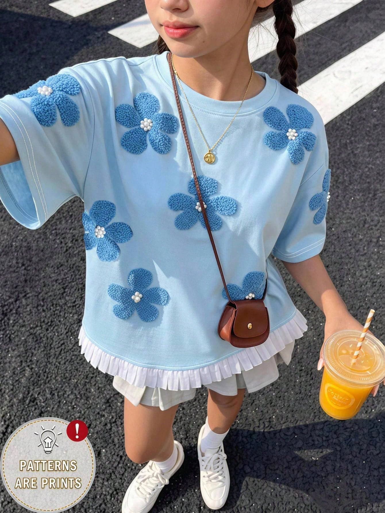 Teen Girls Blue Floral Print Tee With Elegant Lace Hem, Casual Short Sleeve T-Shirt, Suitable For Summer, Personalized Graphic Tee, Fit For Spring & Summer, Comfortable And Relaxed, Family Outing Season, Elegant Wear, Back To School Essential, Home Refresh, Easy To Wear, Casual Sports, Basic Style, Daily Fashion For Teenagers
