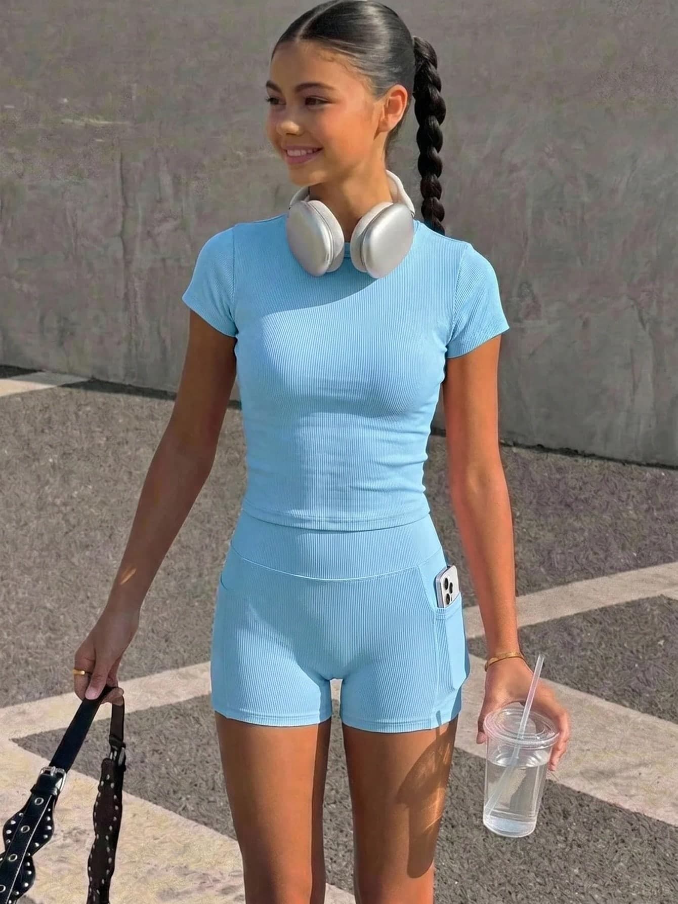 SHEIN Tween Girl Tween Girl Casual Daily Versatile Comfortable Sports Tennis Yoga Set Sweet Short Sleeve Top With Shorts Side Pockets Athletic Outfit