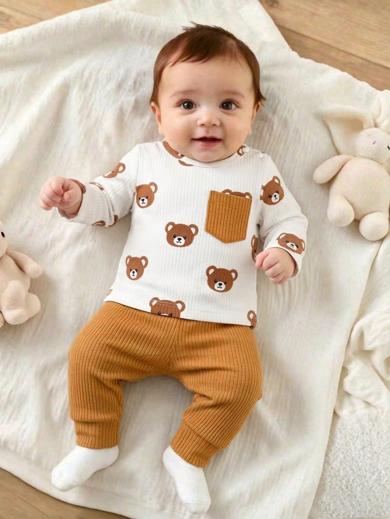 SHEIN Newborn Baby Boy Cute Cartoon Bear Print Pocket Long Sleeve Top & Brown Long Pants 2pcs Set, Autumn Holiday Casual Fashion Winter Ribbed Outfit