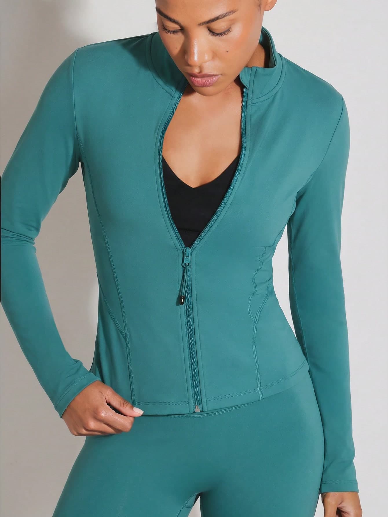 11SKNDS Full Zip Stand Collar Long Sleeve Fitted Sports Jacket With Thumb Holes Moisture Management Stretch Fabric Slim Cut Active Layer For Yoga Running