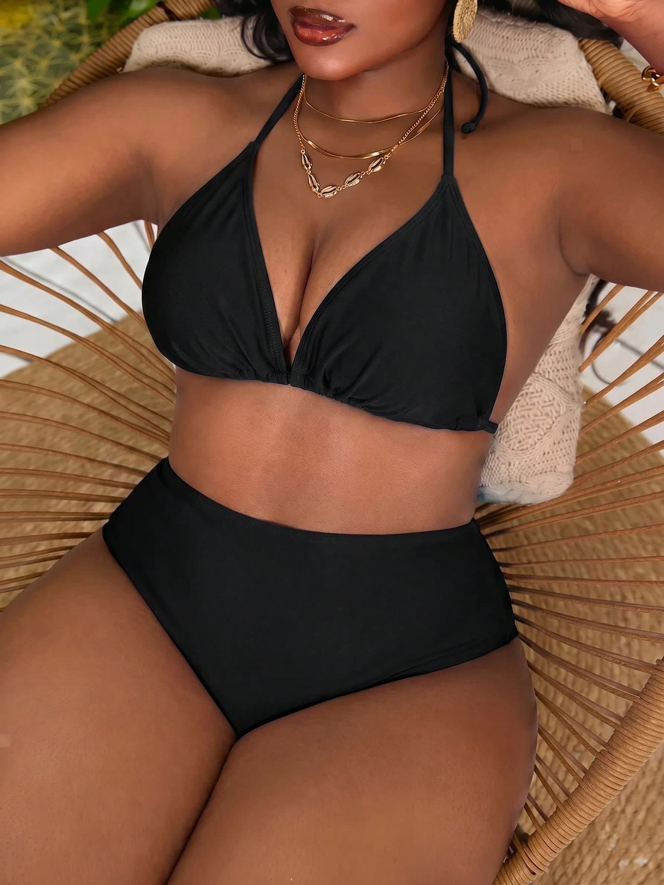 Slaydiva Plus Size Solid Color Ruched Halter Tie Sexy Bikini Two-Piece Swimsuit Set For Vacation And Party