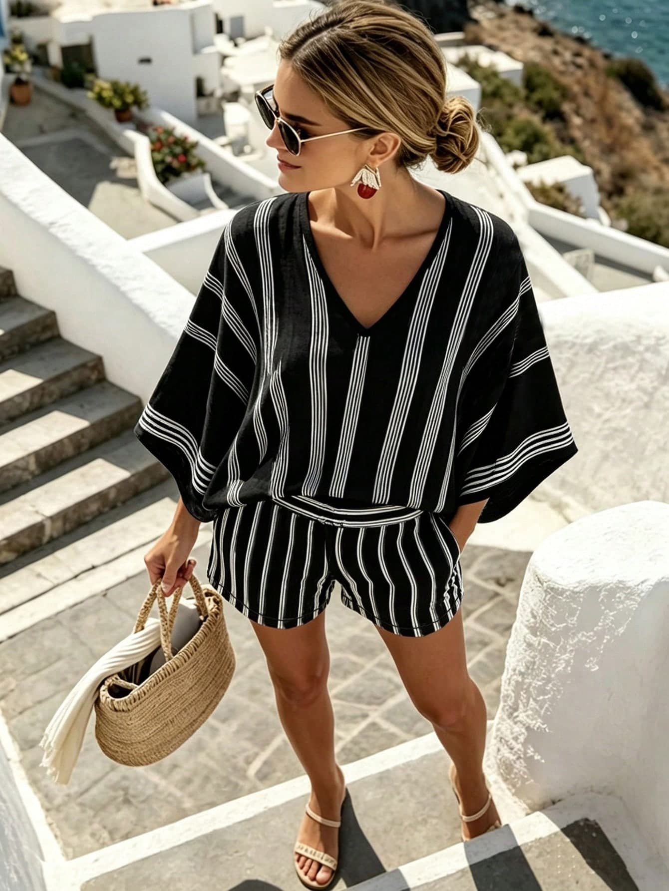 SHEIN Holidaya Summer Refreshing Blue & White Striped Faux Linen Print Set Women's Loose Batwing Sleeve Shorts Slimming Outing 2-Piece Set