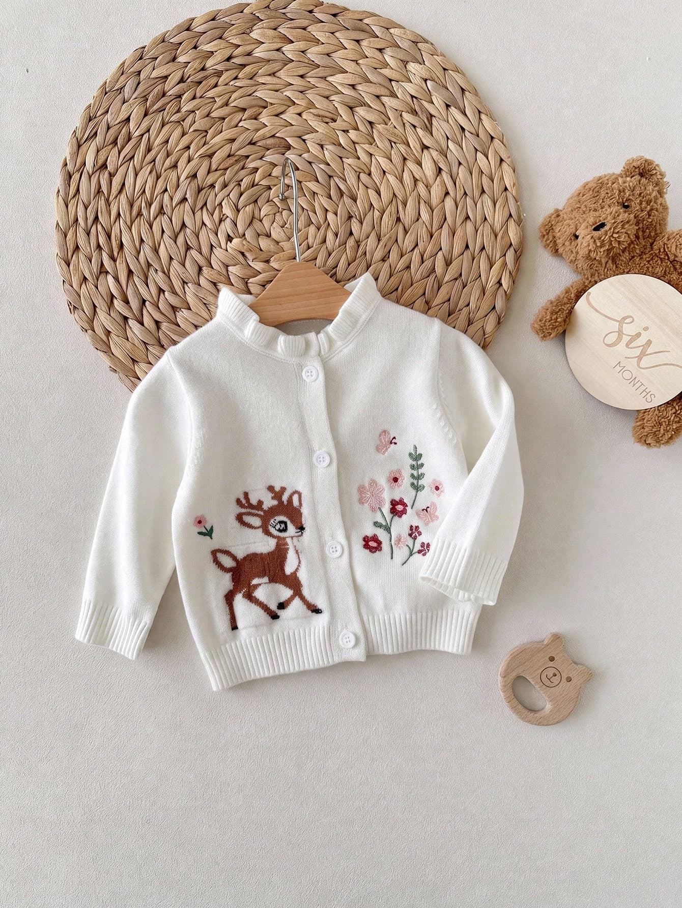 SHEIN Newborn Baby Girl Loose Casual Minimalist Comfortable Deer Pattern Cardigan Baby Knitwear Sweater