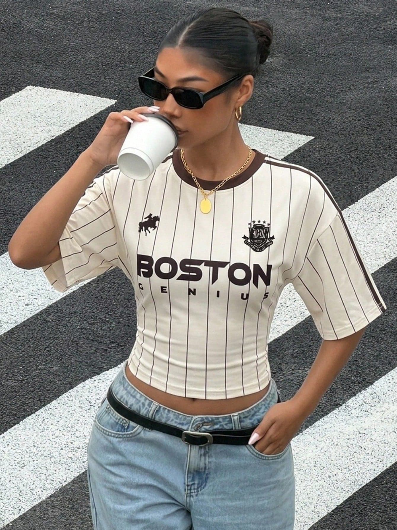 Muchica The Football Team's Relaxed-Fit Jersey Features Batwing Sleeves, A Contrasting Brown Collar, And Striped Cuffs. 2026 World Cup Sports Fashion Matchday