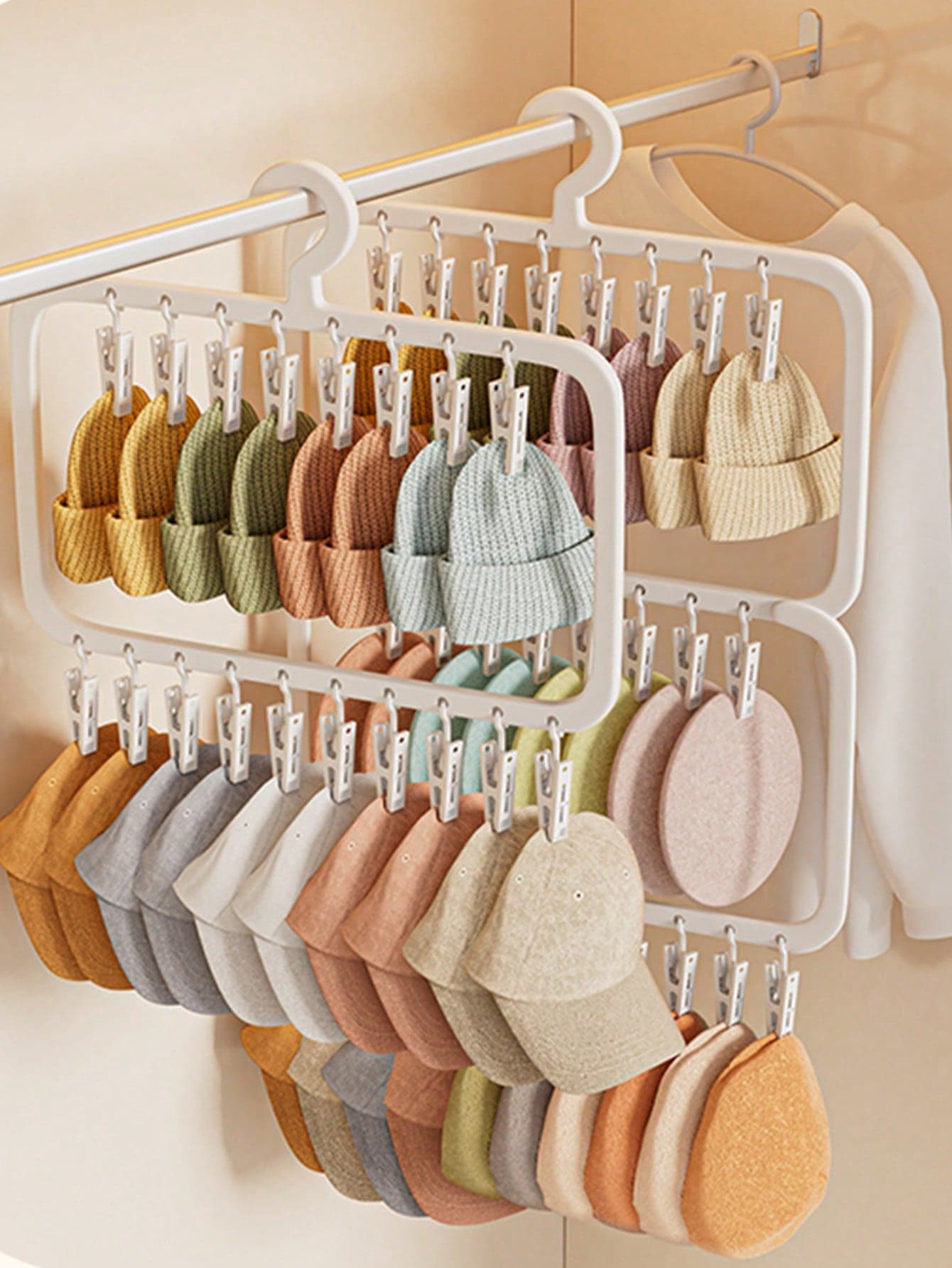 1pc Non-Slip Seamless Infant Clothes Hanger, With Clips Cartoon Shaped Baby Clothing Rack, Wardrobe Organizer, Birthday/Christmas Gift, Trustworthy For Moms, Sock Holder