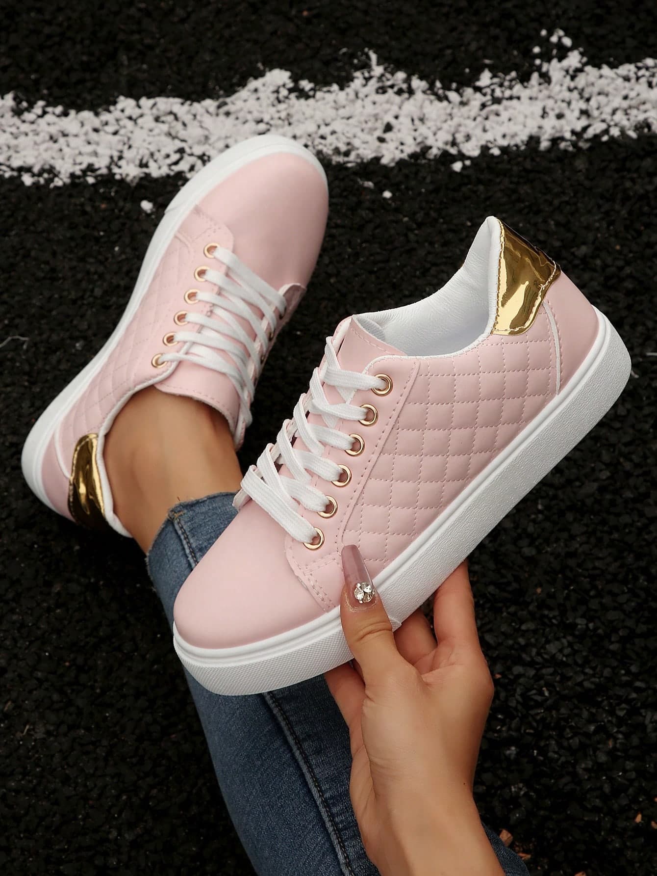 Women's New Spring/Autumn Black Flat Non-Slip Round Toe Lace-Up PU Synthetic Leather Upper Lightweight Versatile Casual Sports Shoes, Multiple Colors Available
