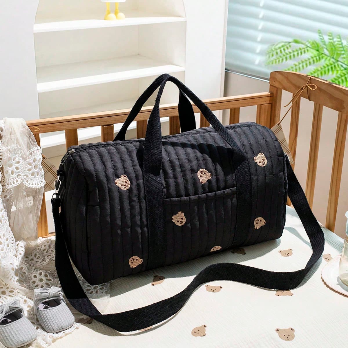 Teddy Bear Pattern Velvet Boston Handbag - Multifunctional Large Capacity Diaper Bag And Baby Essentials Organizer Tote Bag With Shoulder Strap, Suitable For Infants, Toddlers, Teens And Adults