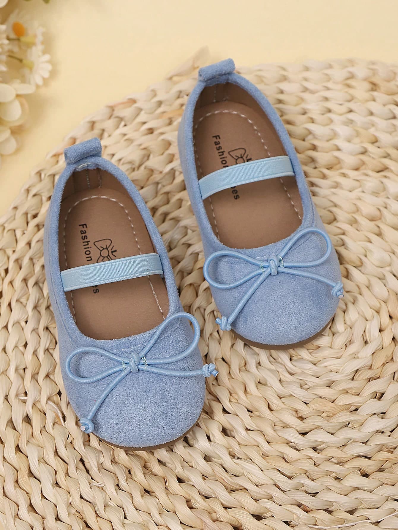 1 Pair Girls Simple Bow Decor Non-Slip Soft Bottom Cute Princess Style Flats, Suitable For Students To Wear At School, Spring And Summer
