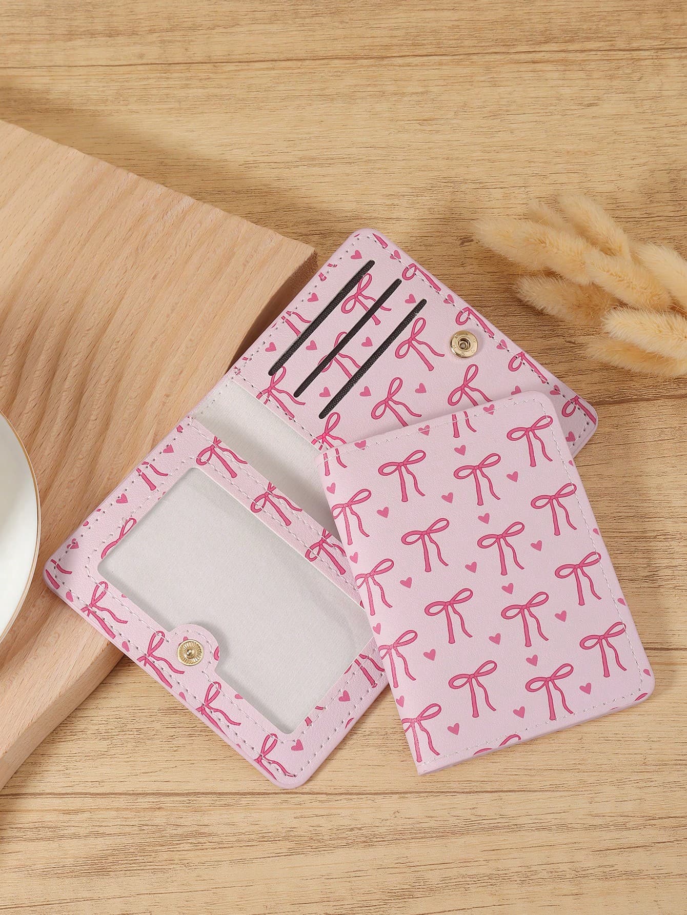 Pink Bow & Heart Pattern Mini Wallet, Fashion Minimalist Card Holder, Slim Lightweight Portable, Can Hold Cash, ID, Credit Cards, Coins, Suitable As Birthday, Anniversary Gift For Lover, Women, Girls, Teens, College Students, Men