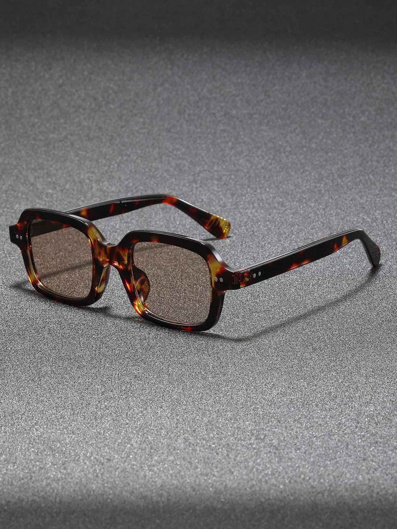 1 Pair Men Retro Rectangular Versatile Fashion Glasses, Suitable For Outdoor, Cycling, Beach And Party Back To School Fashionable Preppy School Look
