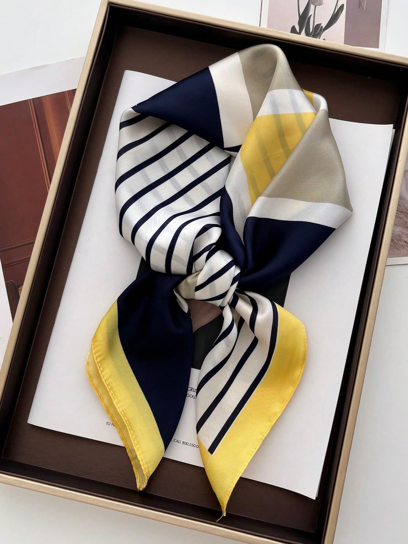 1pc Square Scarf, Women/Girls Headband Accessory, Handkerchief, Neckerchief, Headband, Fashionable Printed Scarf, Suitable For Dresses