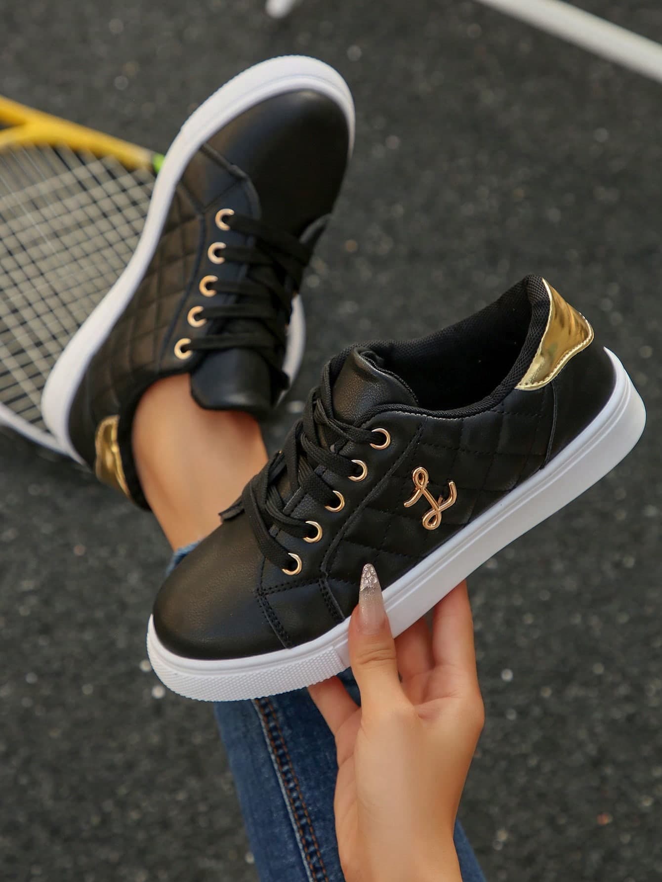 Spring/Autumn Women's New Black Flat Round Toe Lace-Up PU Faux Leather Upper Lightweight Versatile Casual Sports Sneakers Skate Shoes Student Shoes, Multiple Colors Available