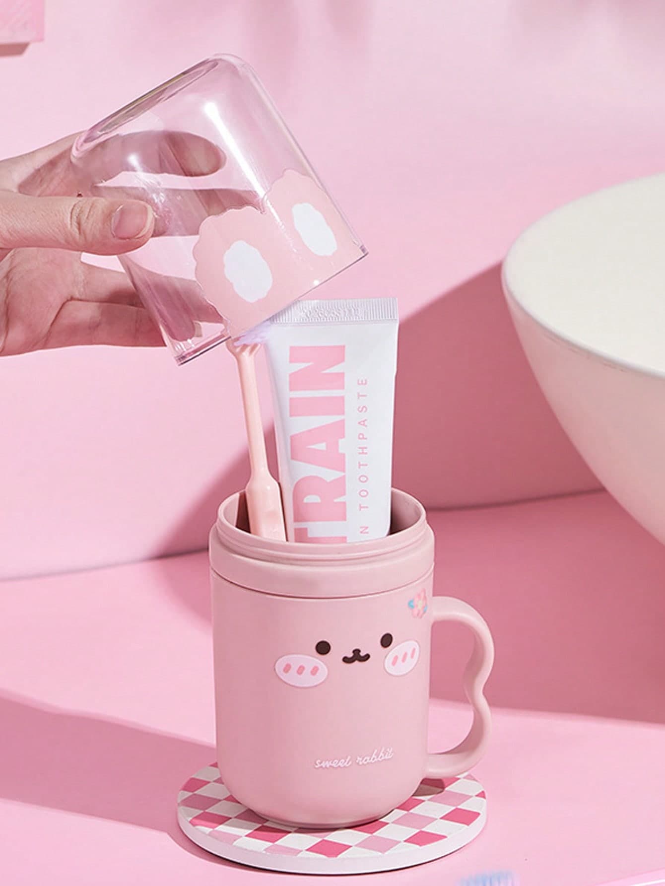 1pc Cute Rabbit Design Travel Toothbrush Box And Mouthwash Cup Set - Portable, Plastic Toothpaste Cup, Bathroom Mouthwash Cup, Space-Saving Hygiene Solution For Carry-On, Suitable For Business Travel And Vacation