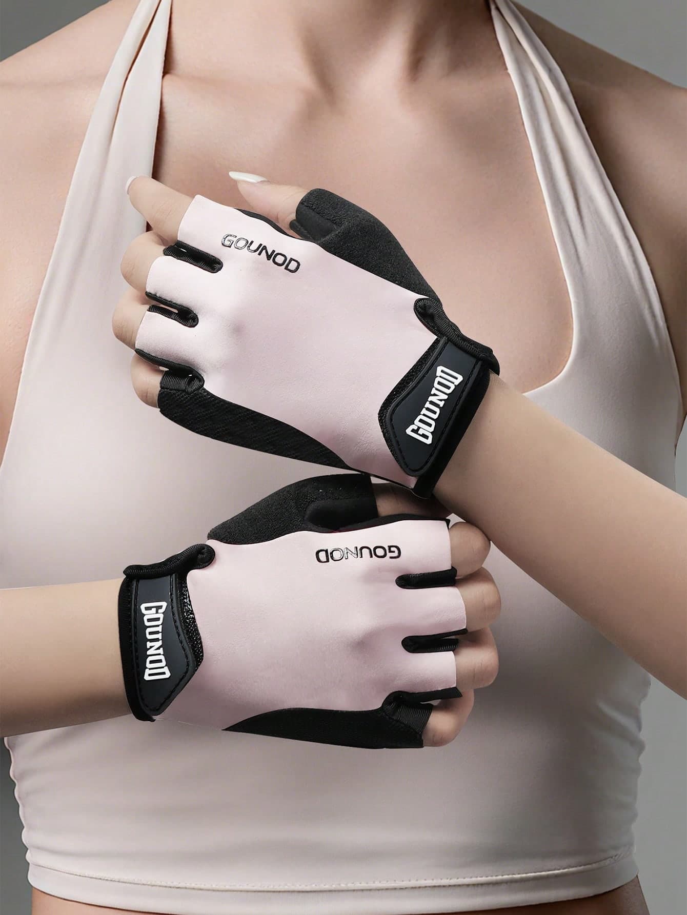 GOUNOD 1 Pair Half Finger Cycling Sport Gloves For Men And Women Mountain Bike Gloves With Foam Pad Suitable For Outdoor Activities.