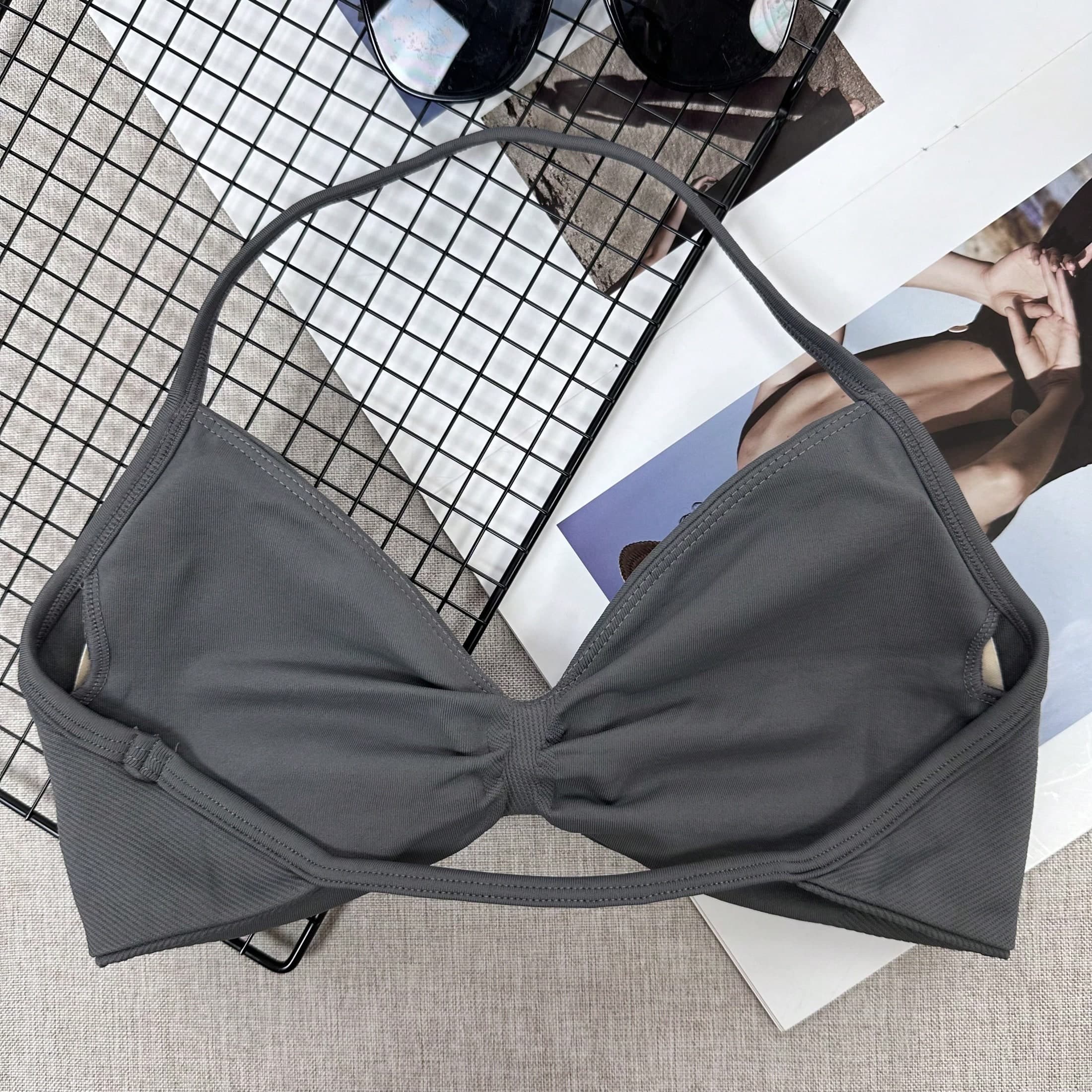 Popular Camisole Bra, Women's Backless Spaghetti Strap Sports Bra, Light Support, Cropped Gym Top, Seamless Pleated Yoga Pad Bra Spring
