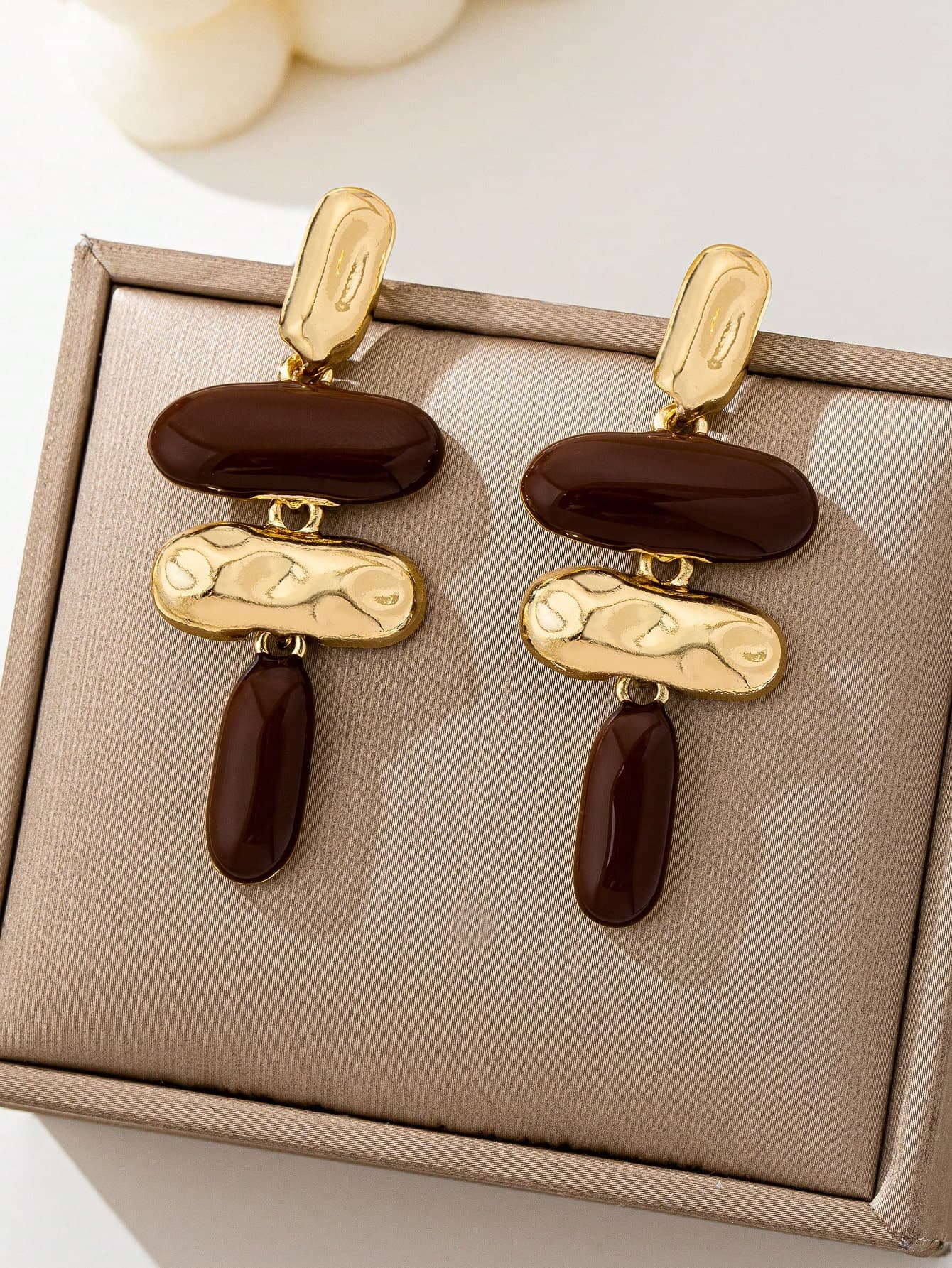 1 Pair Exaggerated Asymmetrical Geometric Enamel Drop Earrings