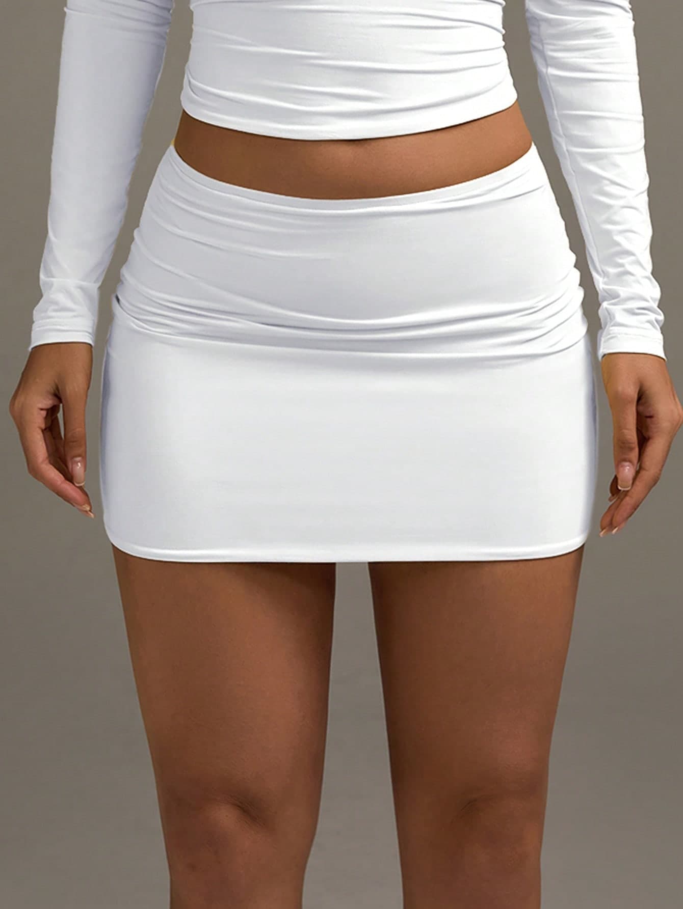 XLLAIS 2-Layer Foldable Low Waist White Mini Skirt, Elegant Y2K Style, Cute Casual Capsule Collection, Suitable For Holidays, Vacations, Autumn/Winter, Halloween And Christmas Spring