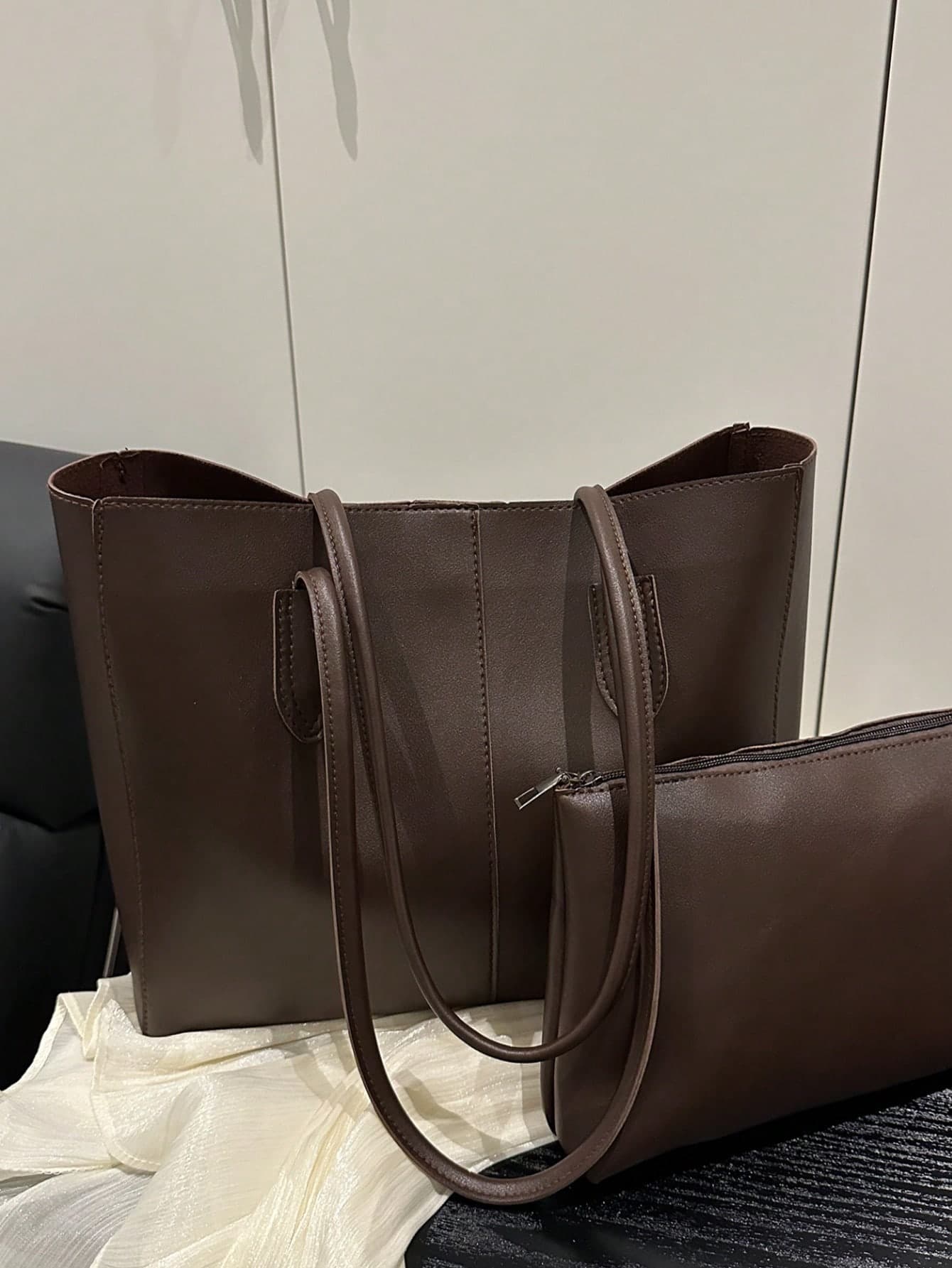 2pcs Women Black Quilted Lining Shoulder Tote Bag, Fashion Large Capacity Combination Handbag With Snap Closure, Casual Street Style For Daily Commute