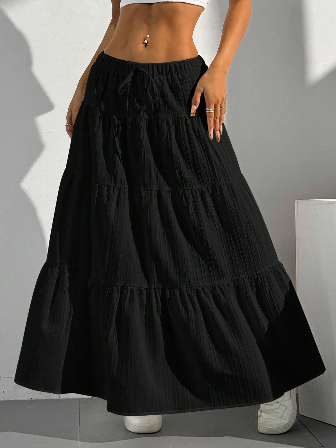 Women's Spring/Summer Versatile White Tie-Waist A-Line Skirt, Elegant Lady Style, Loose European And American Design Black