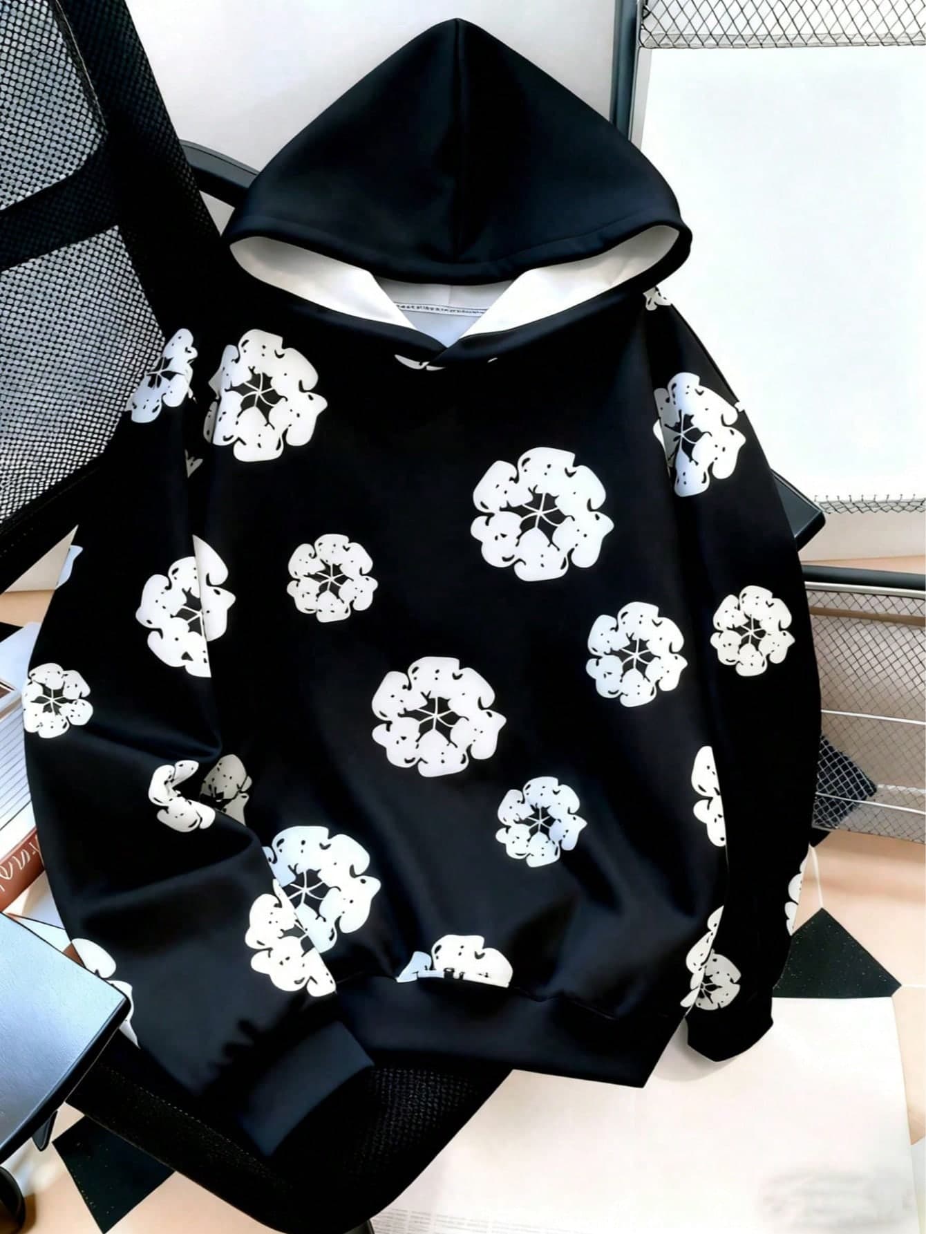 1pc Tween Boy Street Hip Hop Graphic Print Sweatshirt, Autumn/Winter