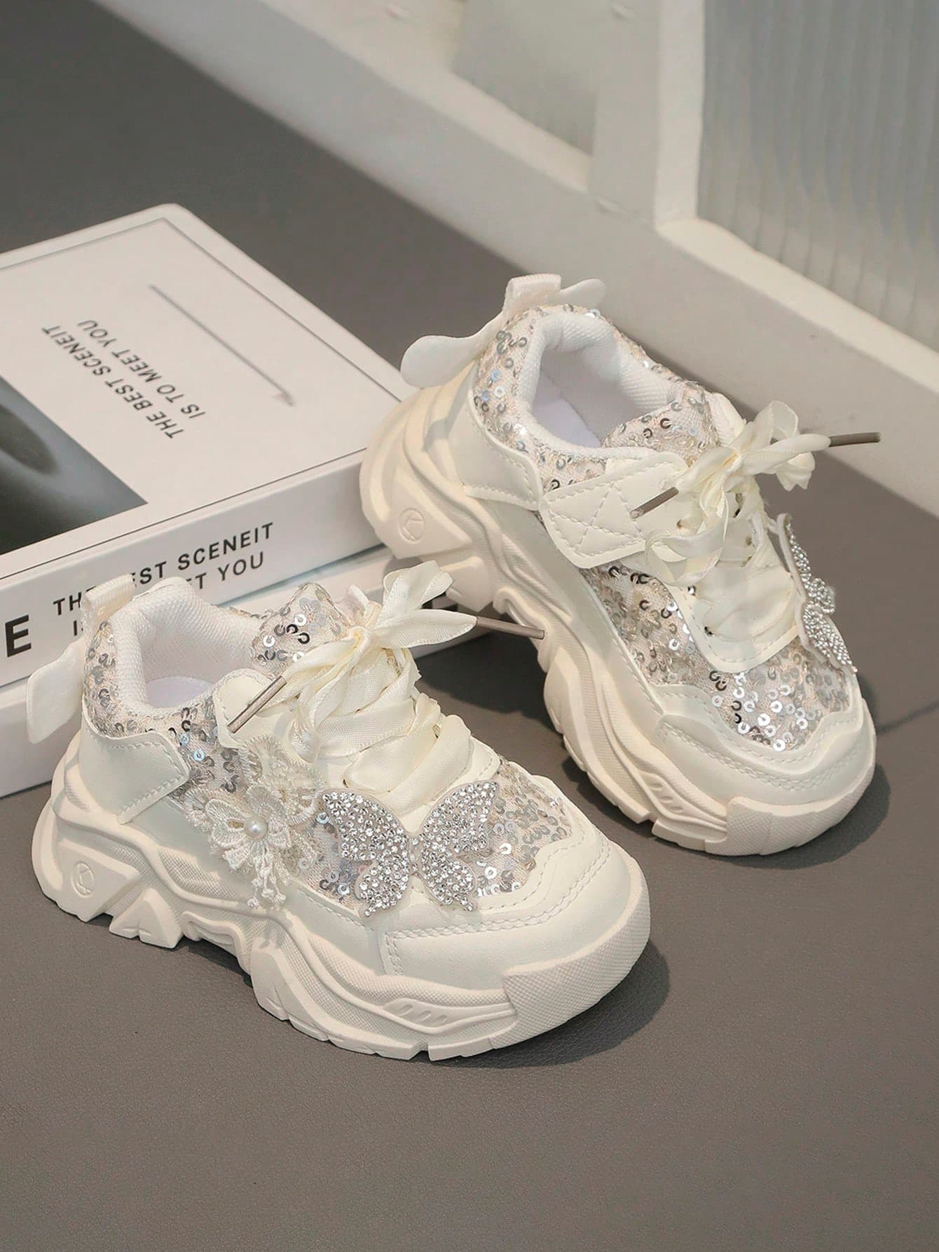 1 Pair Girls' Spring/Autumn Sports Shoes, Breathable Mesh Tennis Shoes, Baby Non-Slip Soft Sole Casual Shoes
