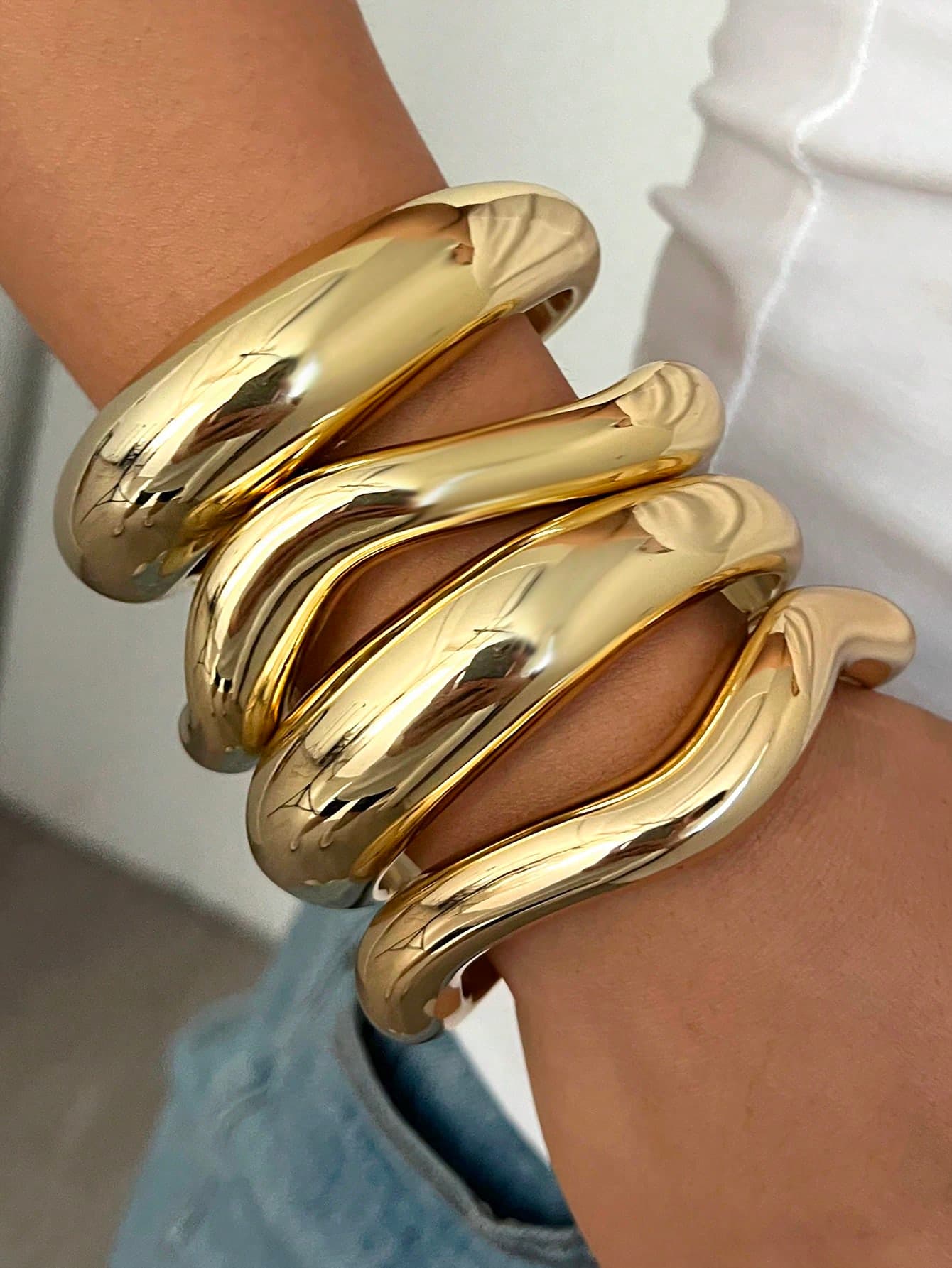 4pcs Vintage Minimalist Wavy Acrylic & Resin Material Bangle Bracelet Set For Women, Suitable For Daily Wear, Stackable, Perfect Gift For Holidays