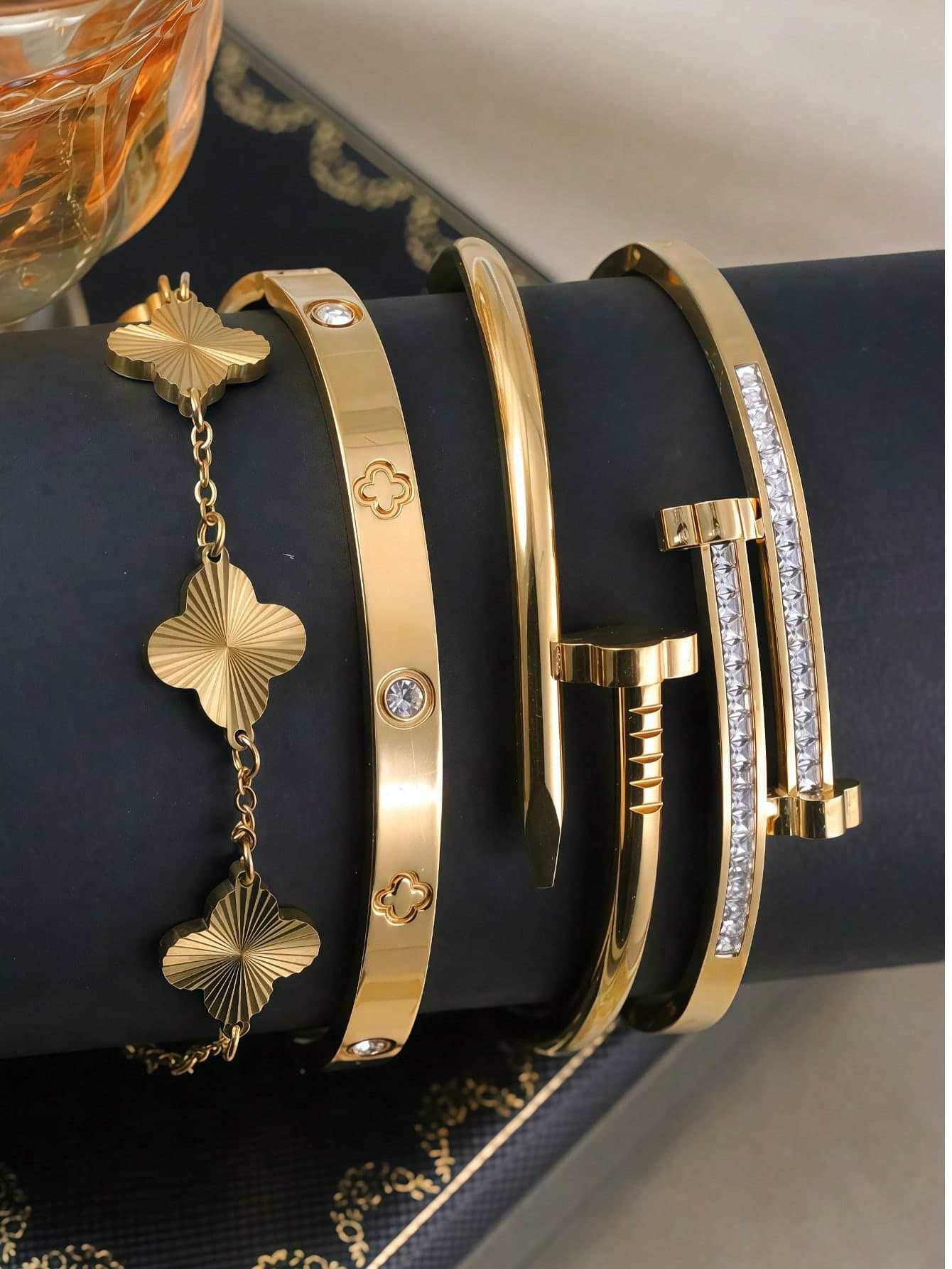 4pcs/3pcs/1pc 18K Gold Stainless Steel Bracelet, Luxurious & Elegant , European Style, Suitable For Women, Festivals, Parties, Street, Banquets,Gift