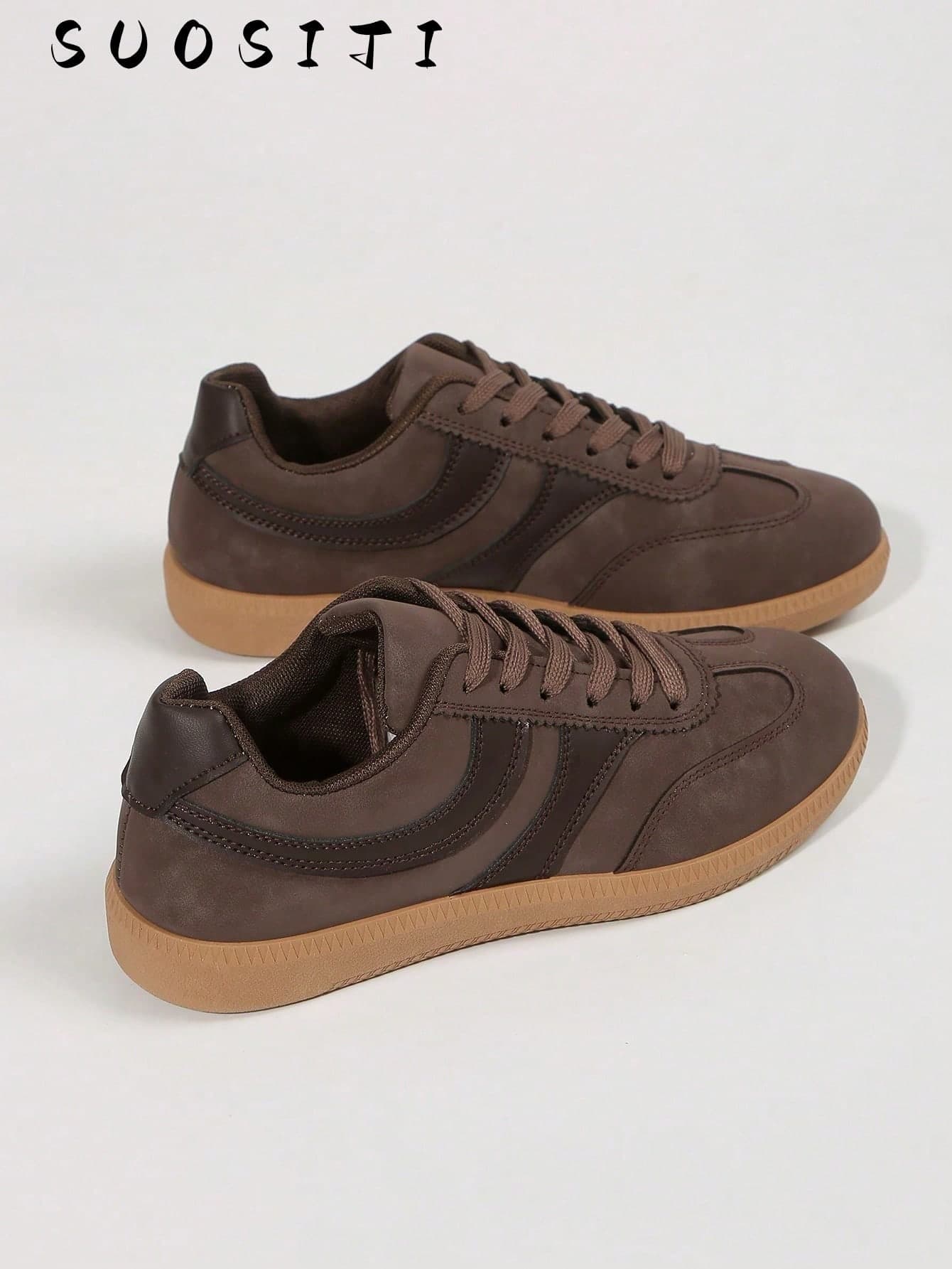 2026 New Women Flat Casual Comfortable Sneakers