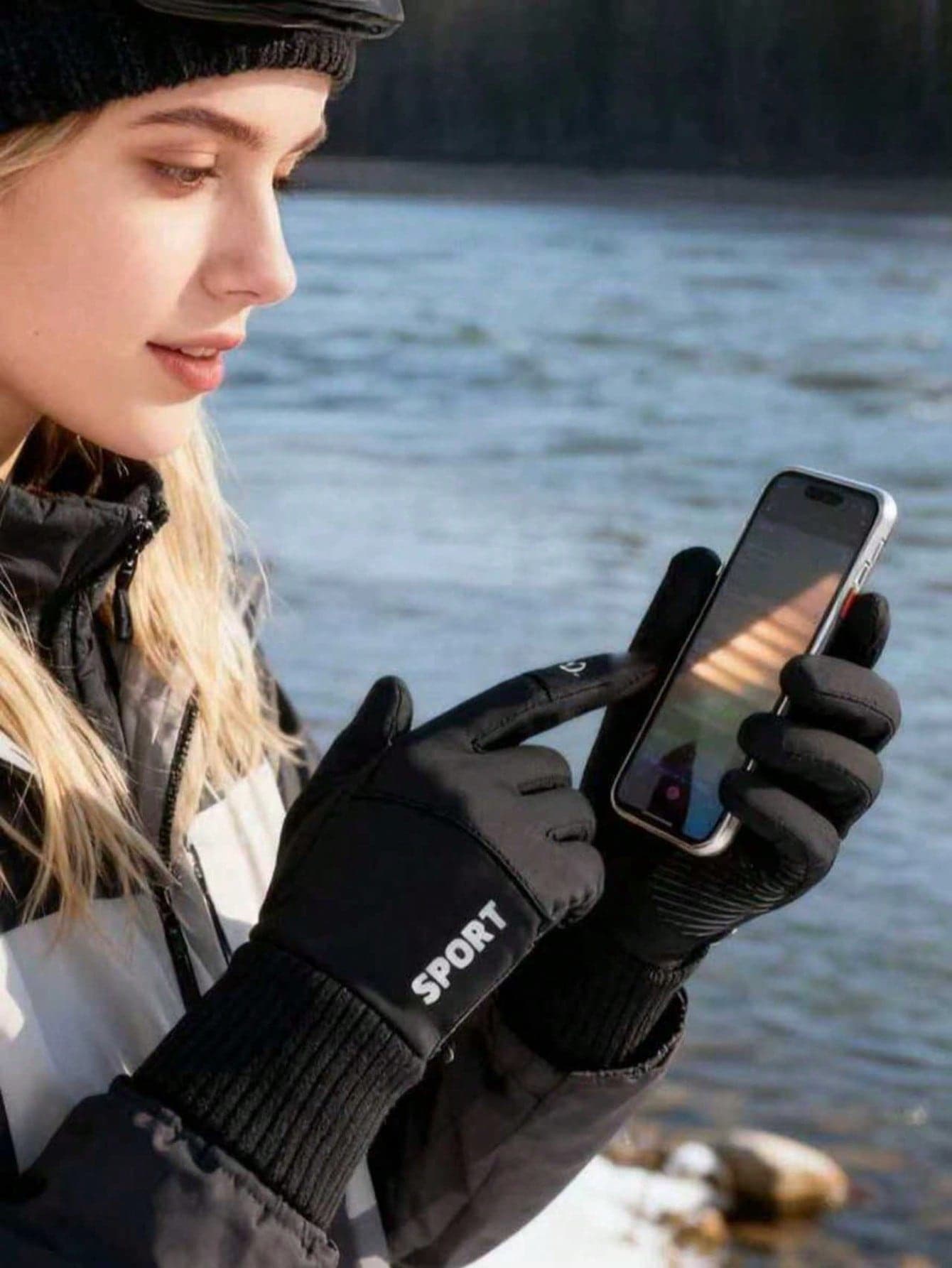 1 Pair Of Winter Women's Outdoor Warm Sports Gloves With Printed Letters' Sport 'waterproof Touch Screen Function, Suitable For Women's Couple Gloves,Travel,Festival,Party,Camping