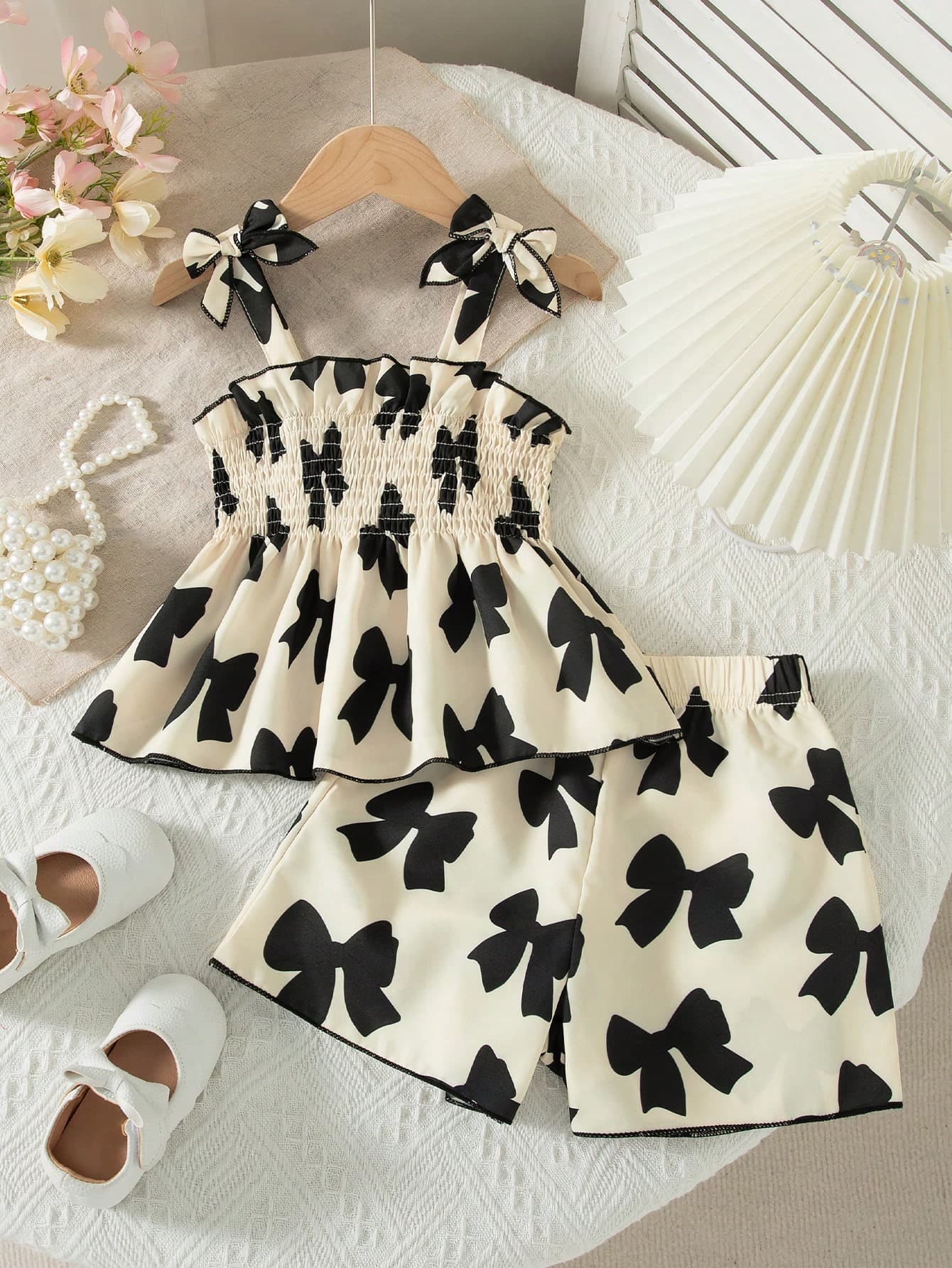 2pcs/Set Girls' Casual Outgoing Fashion Bowknot Print Contrast Color 3D Bow Design Sleeveless Top And Shorts Set, Spring/Summer